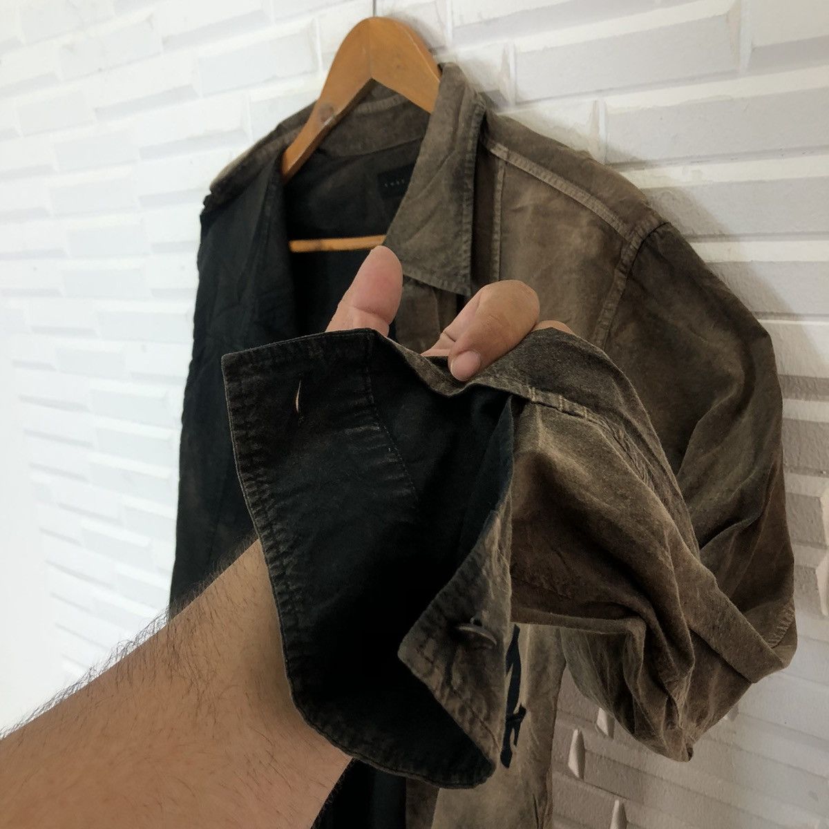 Japanese Brand VINTAGE ROAR DISTRESSED DESIGN WORKER Size US M / EU 48-50 / 2 - 6 Thumbnail