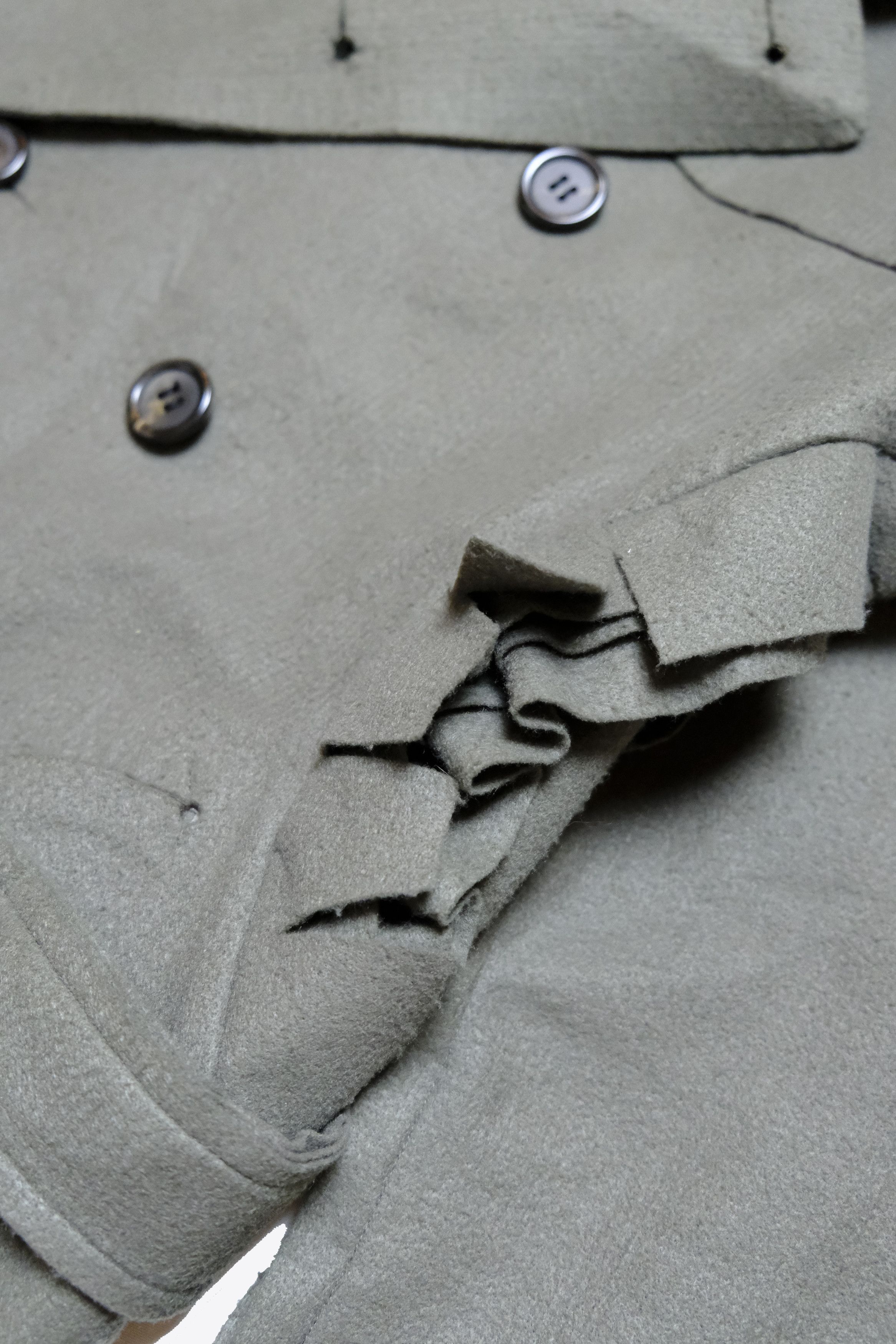 Jun Takahashi × Undercover Undercover AW05 "Arts and Crafts" Runway Bondage Wool Coat Size US S / EU 44-46 / 1 - 11 Thumbnail