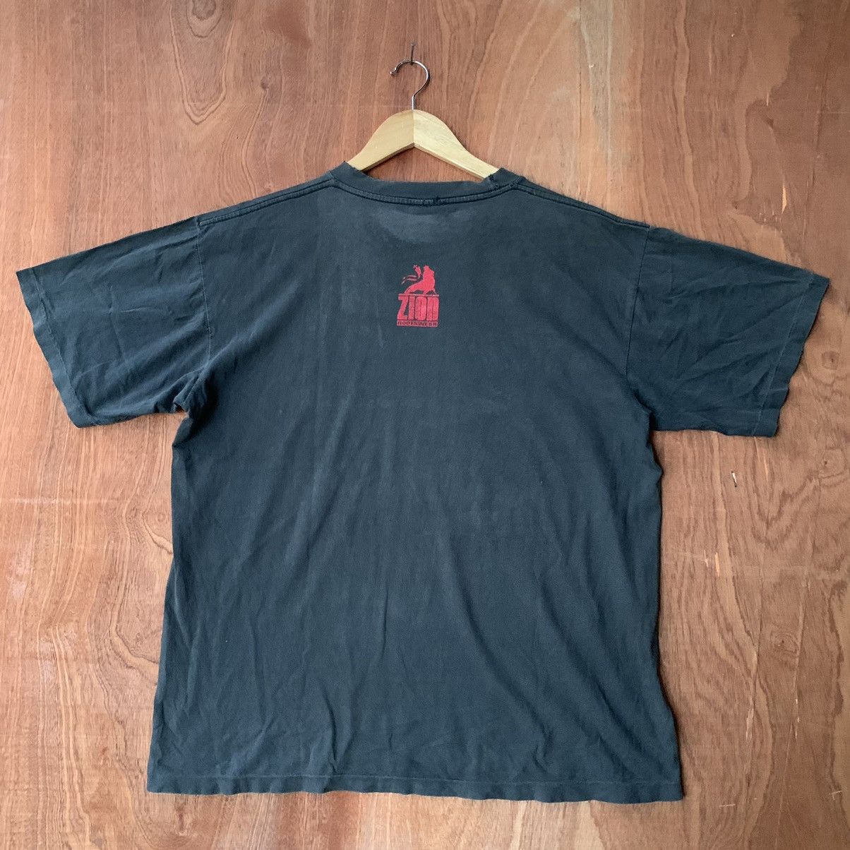 Band Tees × Bob Marley × Vintage Vintage 90s Bob Marley tee Size US L / EU 52-54 / 3 - 4 Thumbnail