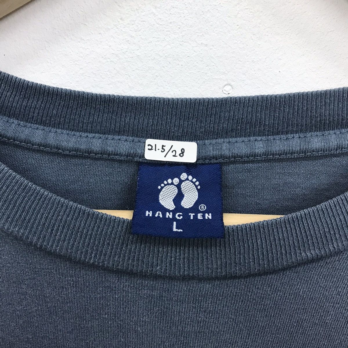 Hang Ten × Vintage Vintage hangten big logo men clothing tees Size US L / EU 52-54 / 3 - 8 Thumbnail