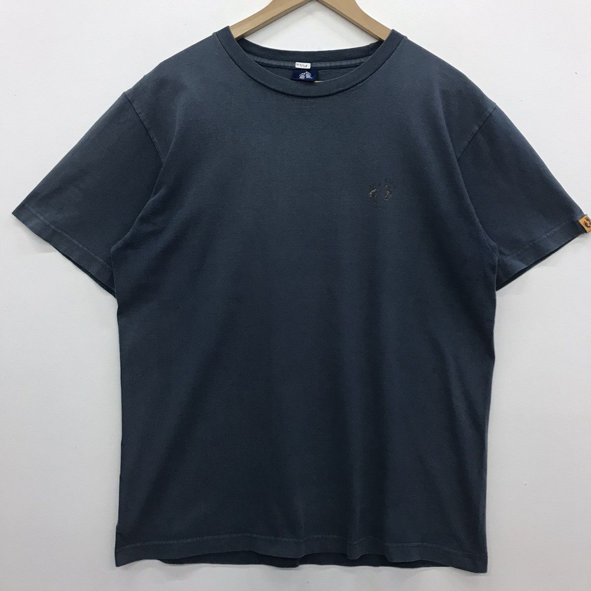 Hang Ten × Vintage Vintage hangten big logo men clothing tees Size US L / EU 52-54 / 3 - 4 Thumbnail