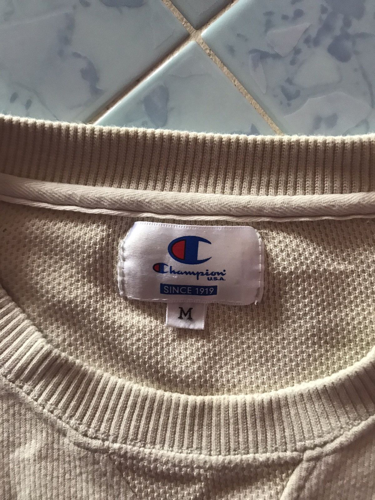 Champion Champion vintage sweatshirt size M Size US M / EU 48-50 / 2 - 3 Thumbnail