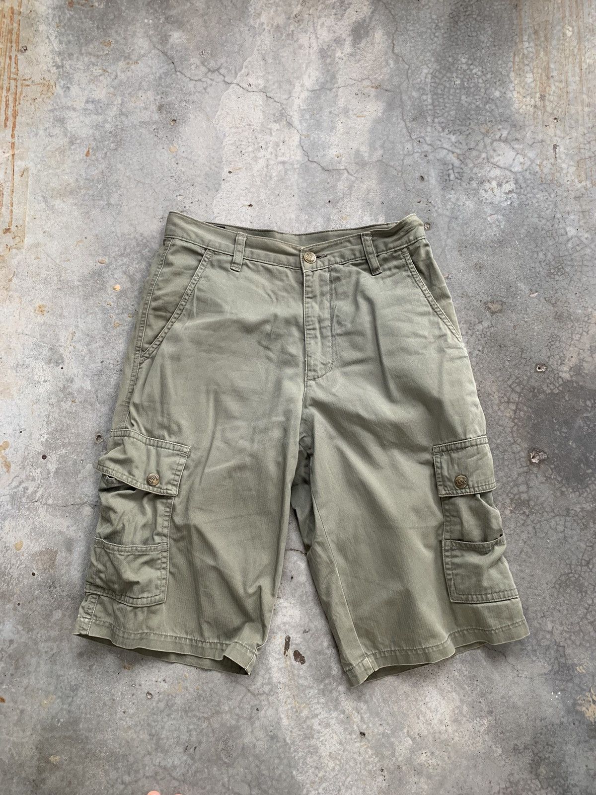 image of Lee Short Cargo Pant in Green Army, Men's (Size 27)