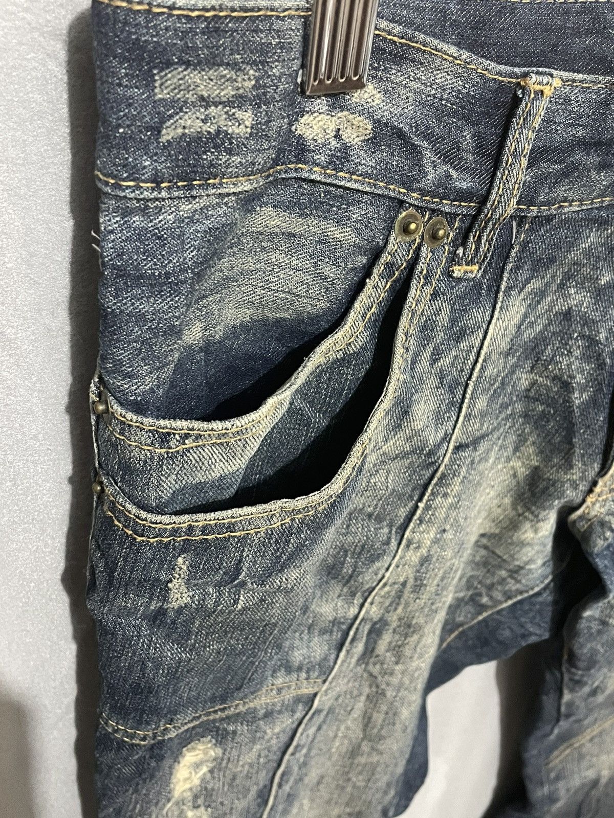 semanticdesign Rare Distressed Semantics Design Flaire Cut Jeans Size US 33 - 8 Thumbnail