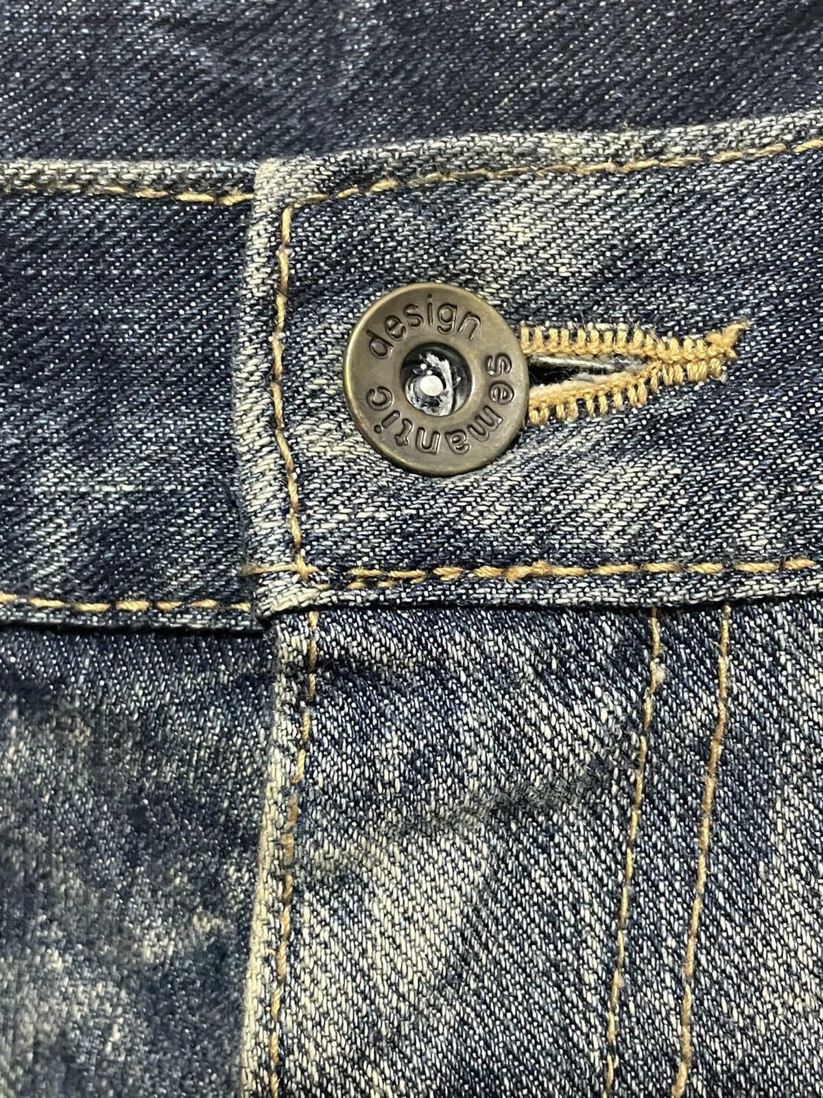 semanticdesign Rare Distressed Semantics Design Flaire Cut Jeans Size US 33 - 7 Thumbnail