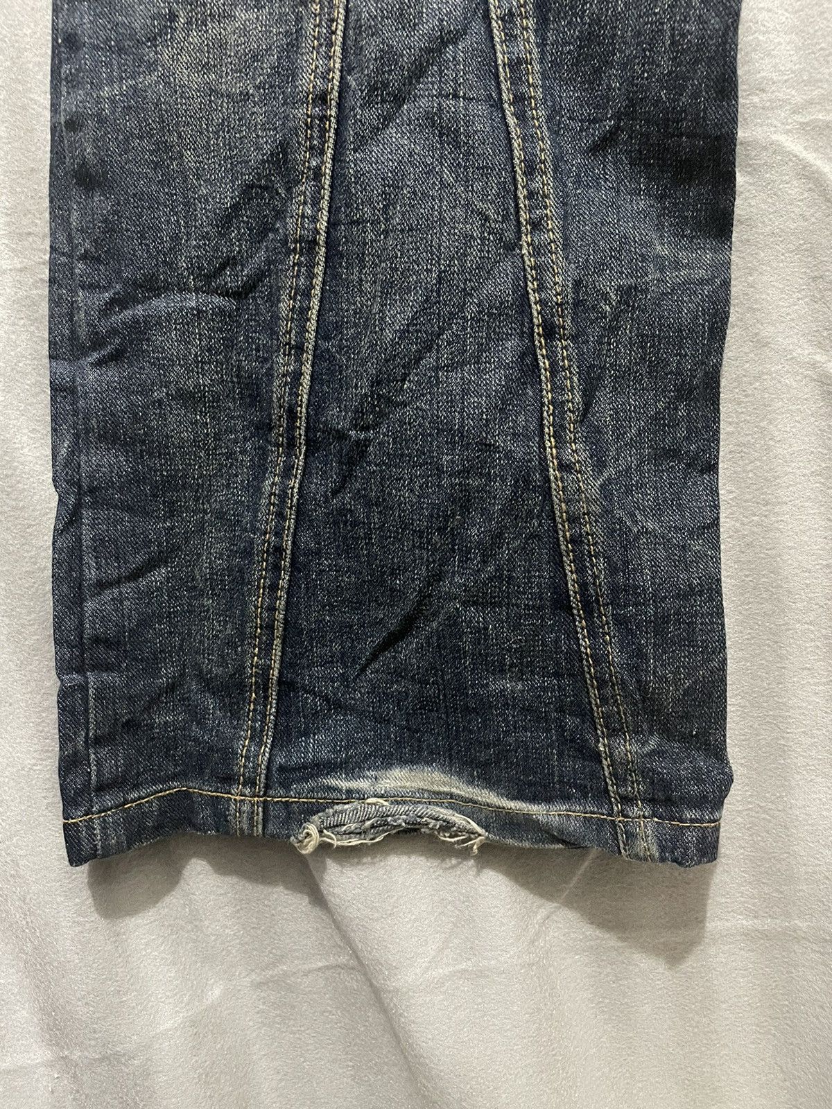 semanticdesign Rare Distressed Semantics Design Flaire Cut Jeans Size US 33 - 10 Thumbnail
