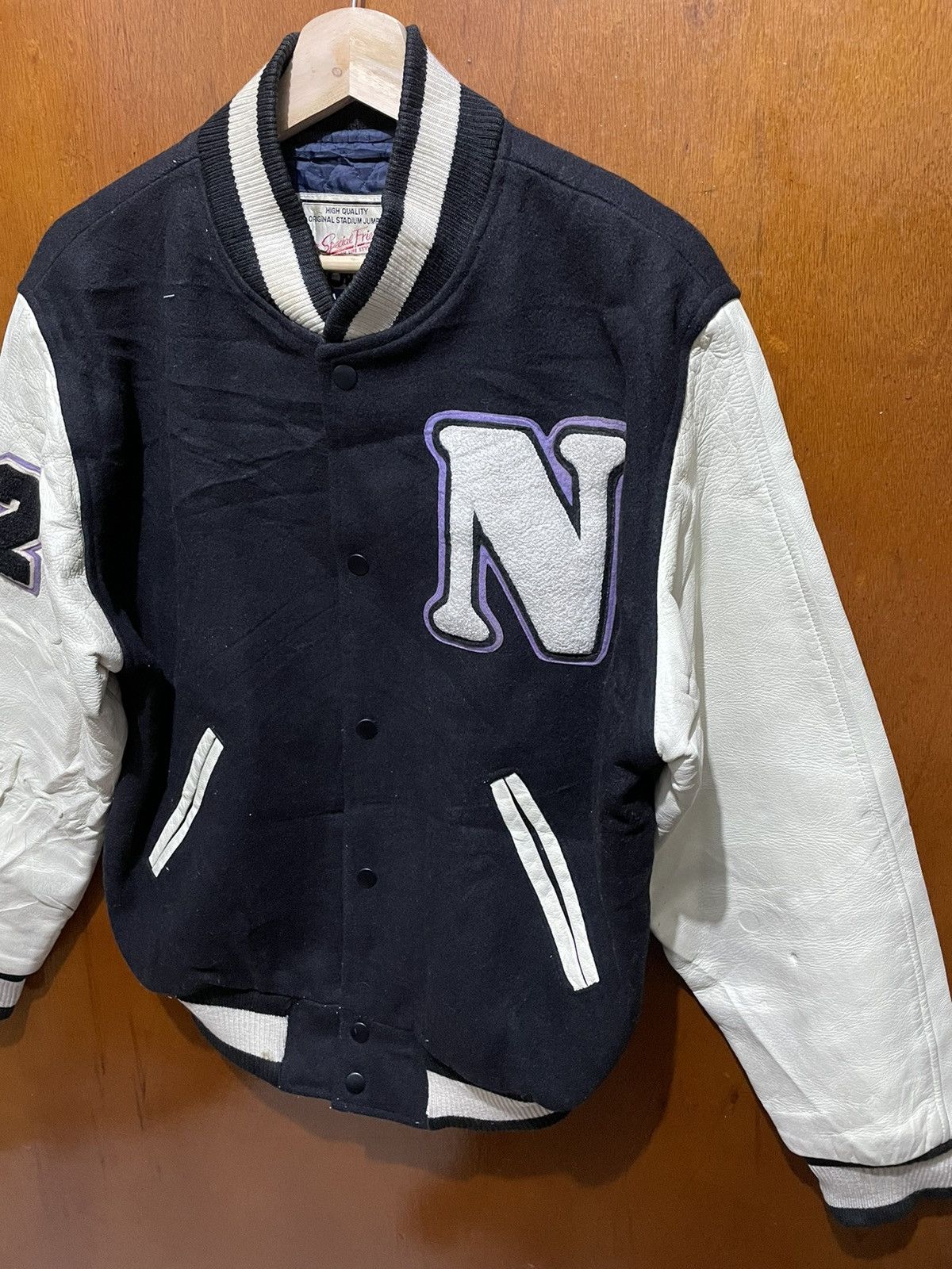 Vintage Vintage Varsity Jackets Athletics Size US L / EU 52-54 / 3 - 4 Thumbnail