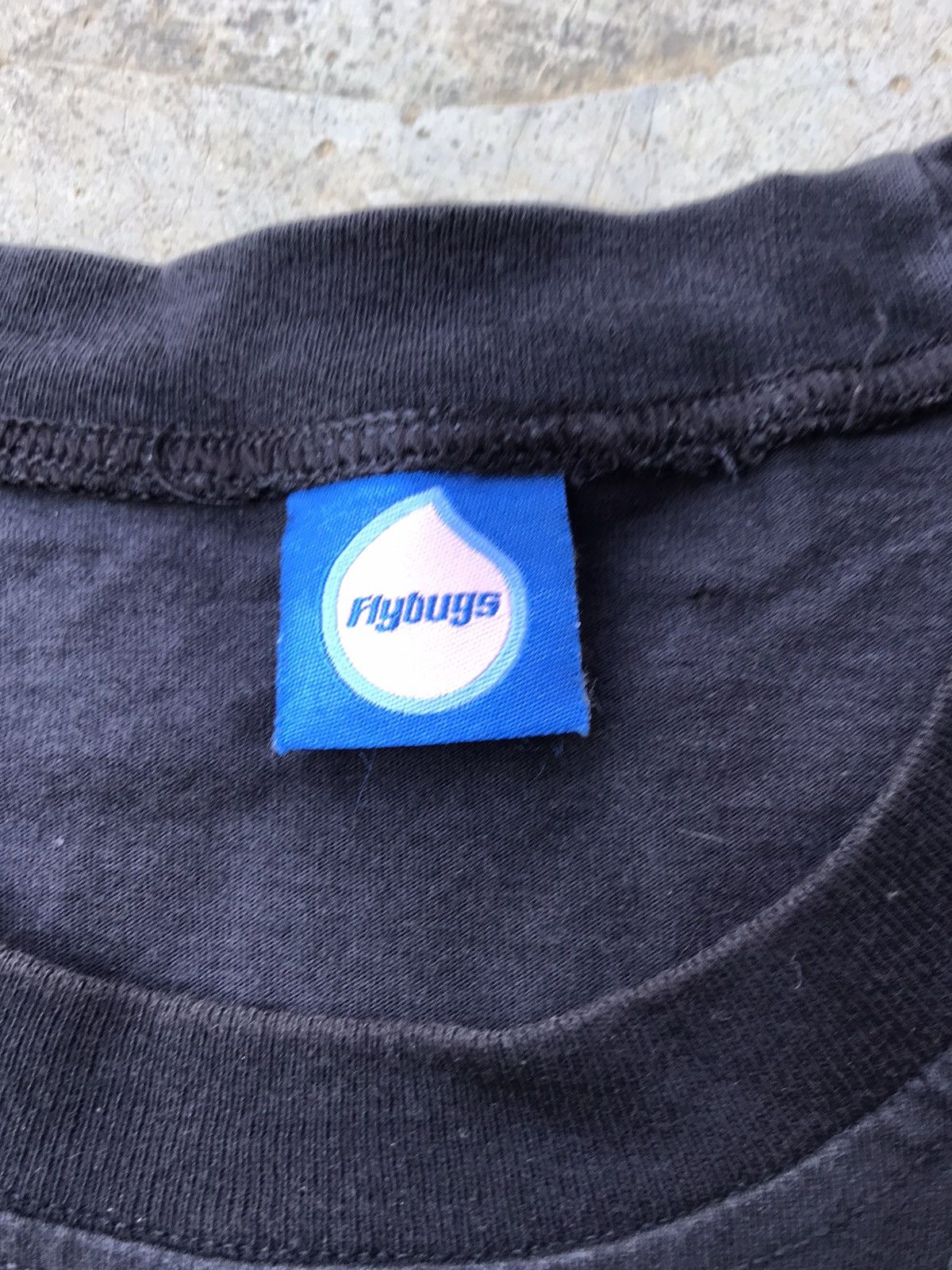 Vintage Vintage Alien vs Predator 2 movie promo tee Size US M / EU 48-50 / 2 - 5 Thumbnail