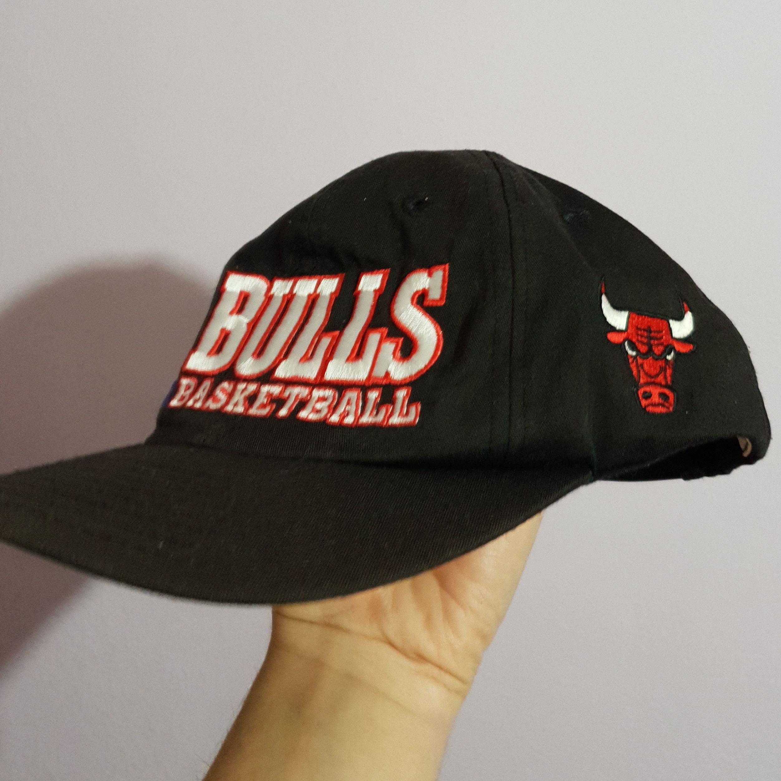 Champion × NBA × Vintage Chicago Bulls Vintage Champions Hat Size ONE SIZE - 2 Thumbnail