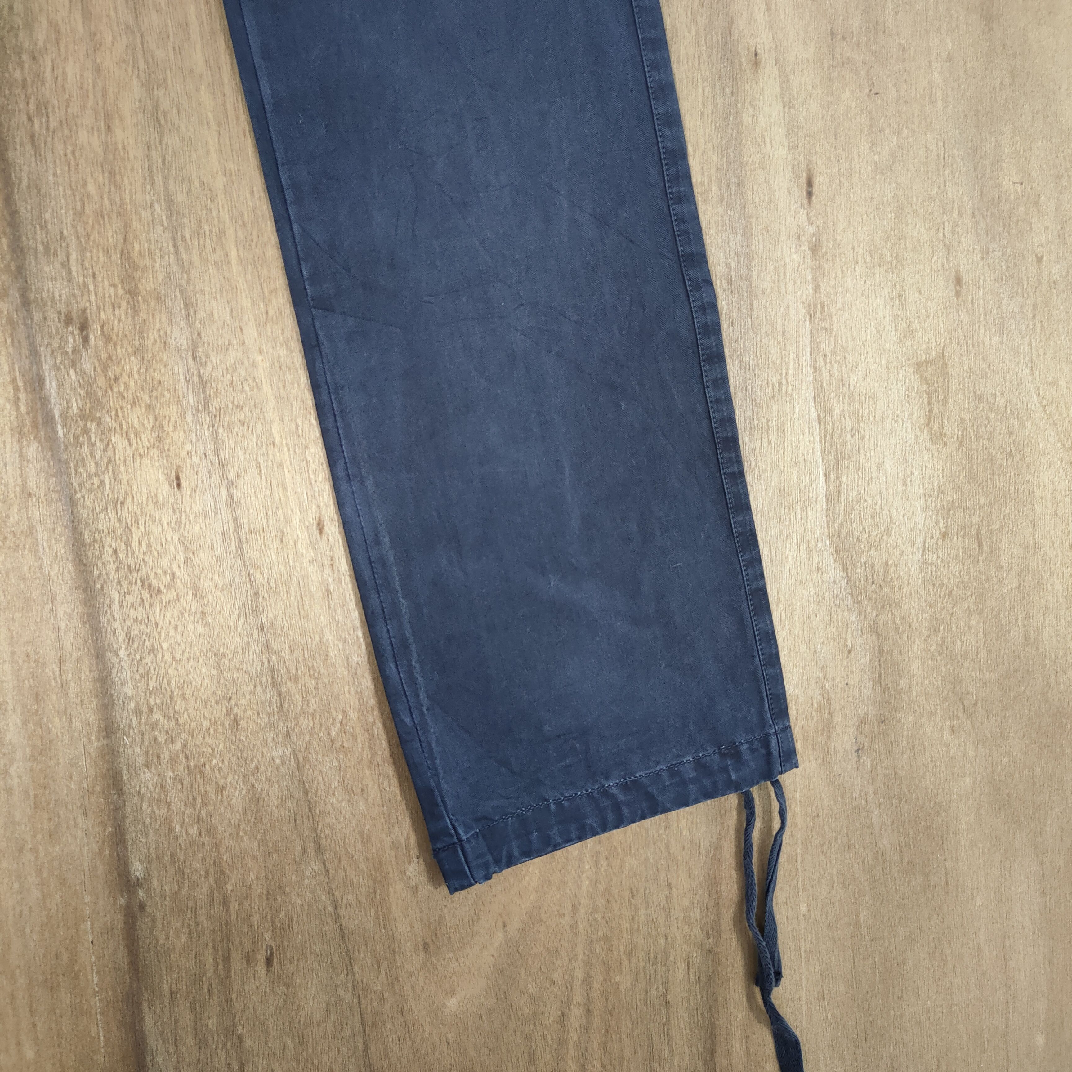 Japanese Brand TEDDY SMITH BLUE BLACK LOW RISE CARGO PANTS Size US 32 / EU 48 - 9 Thumbnail