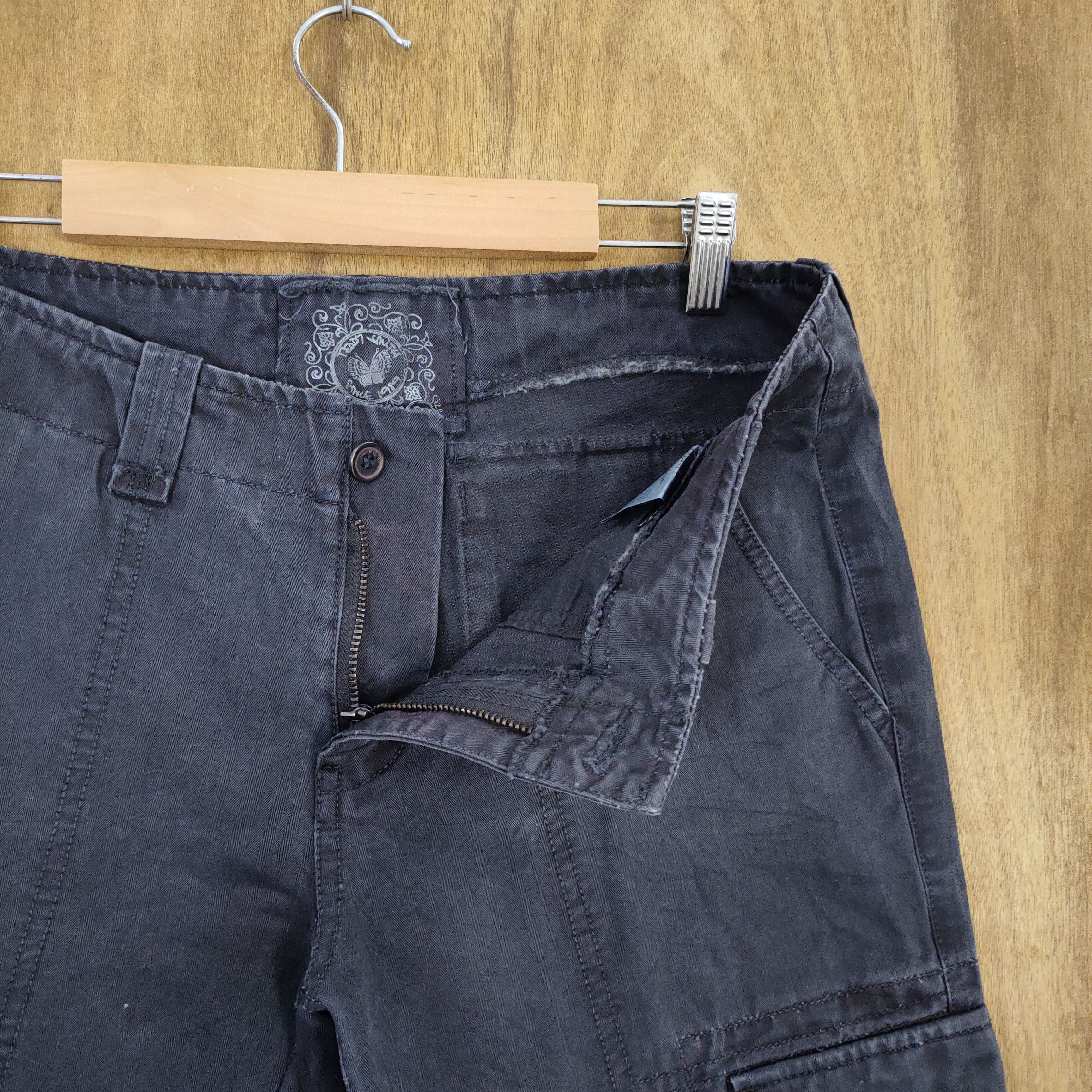 Japanese Brand TEDDY SMITH BLUE BLACK LOW RISE CARGO PANTS Size US 32 / EU 48 - 15 Thumbnail