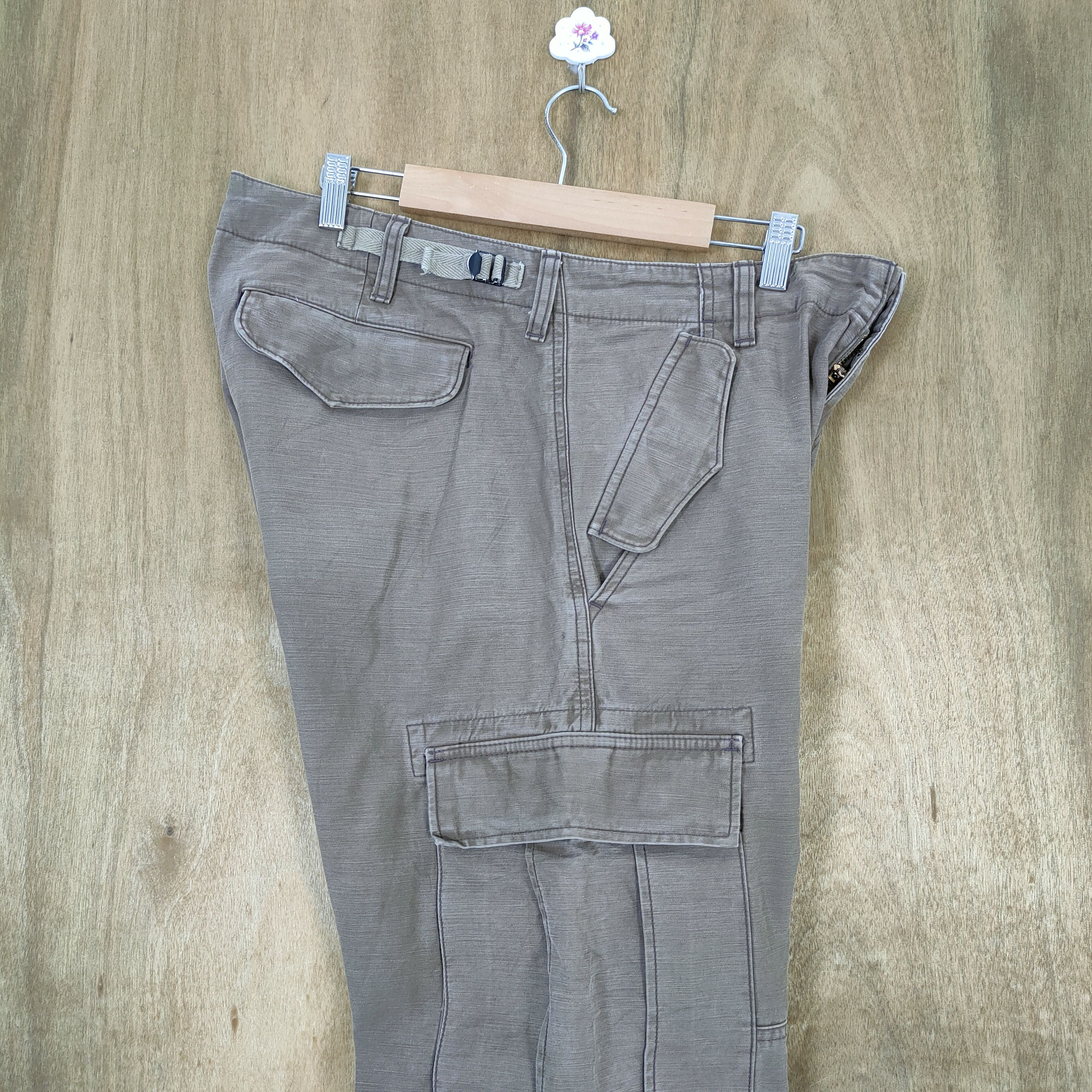 Japanese Brand VINTAGE BLUE LABEL FADED BROWN CARGO PANTS Size US 34 / EU 50 - 13 Thumbnail