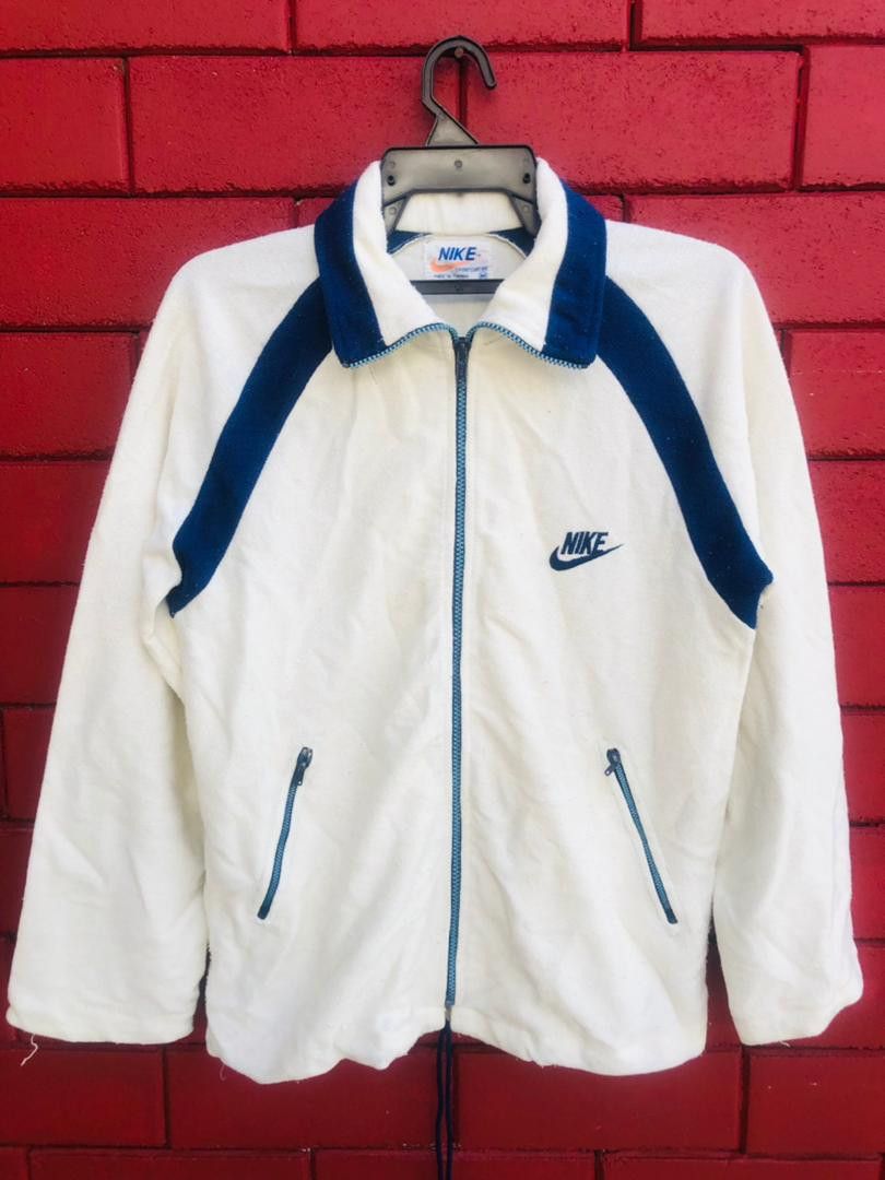Nike Vintage Nike Orange Tag Designer Streetwear Fashion Sweater Size US L / EU 52-54 / 3 - 1 Thumbnail