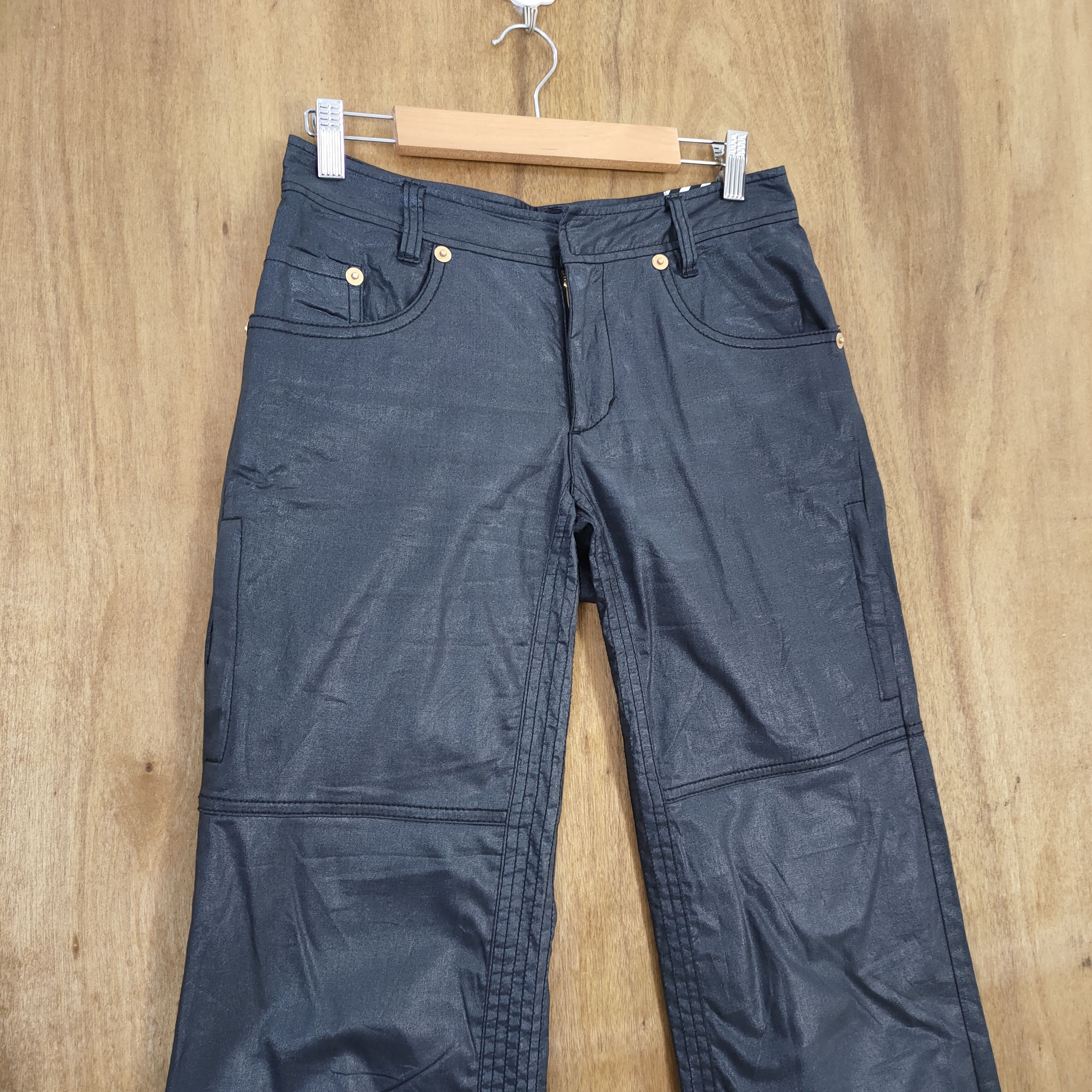 Le Coq Sportif LE COQ SPORTIF BLACK FLARE CARGO PANTS Size US 28 / EU 44 - 14 Thumbnail