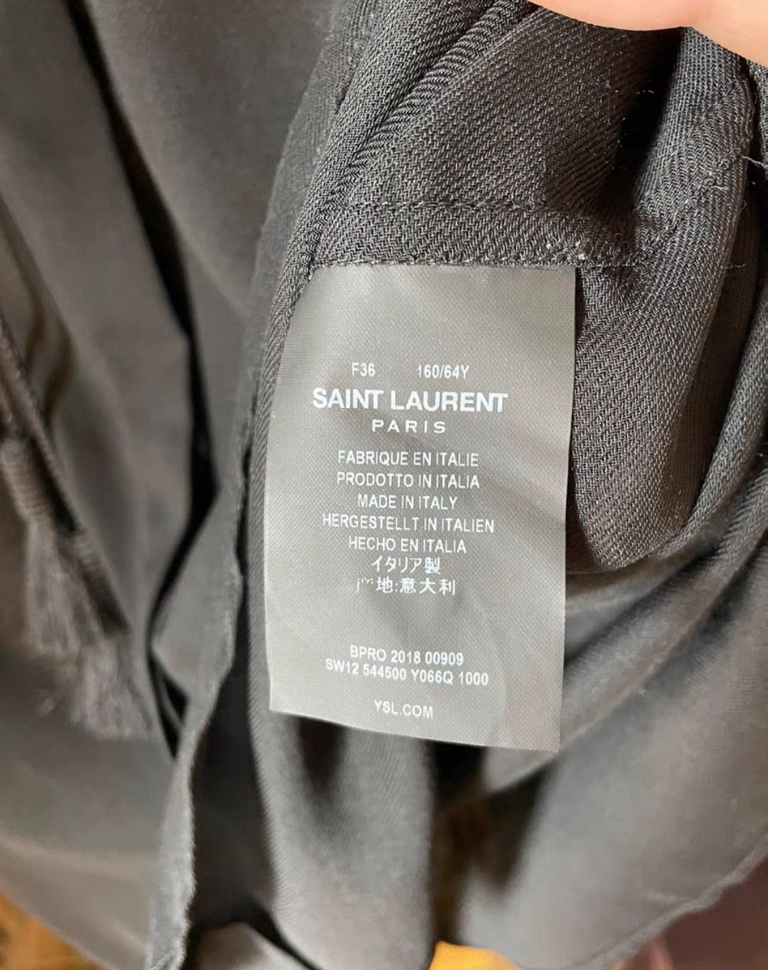 Yves Saint Laurent Saint Laurent Silk Shirt Size F36 Black Size XS / US 0-2 / IT 36-38 - 7 Thumbnail