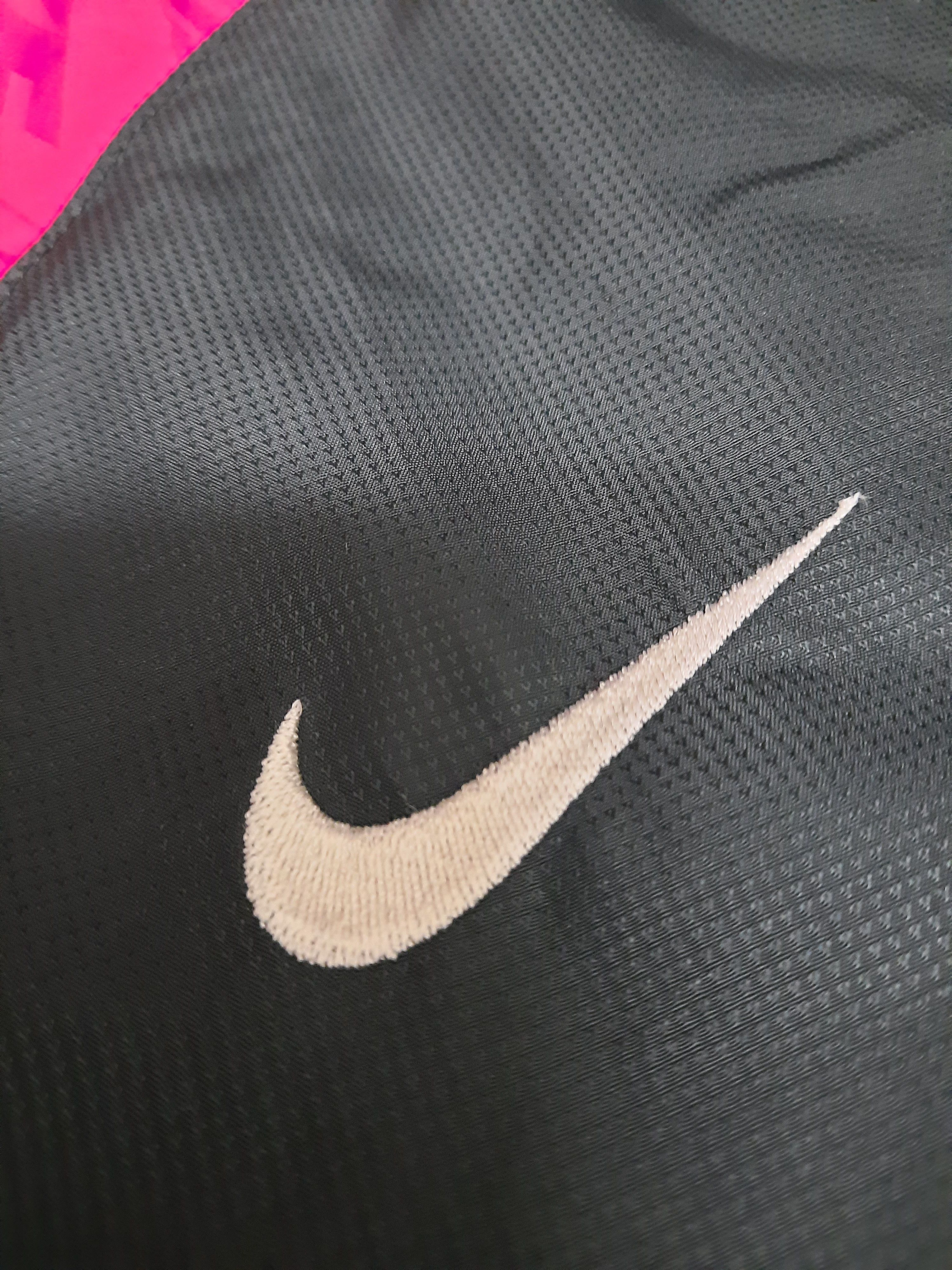 Nike VINTAGE NIKE WINDBREAKER JACKET Size US L / EU 52-54 / 3 - 4 Thumbnail