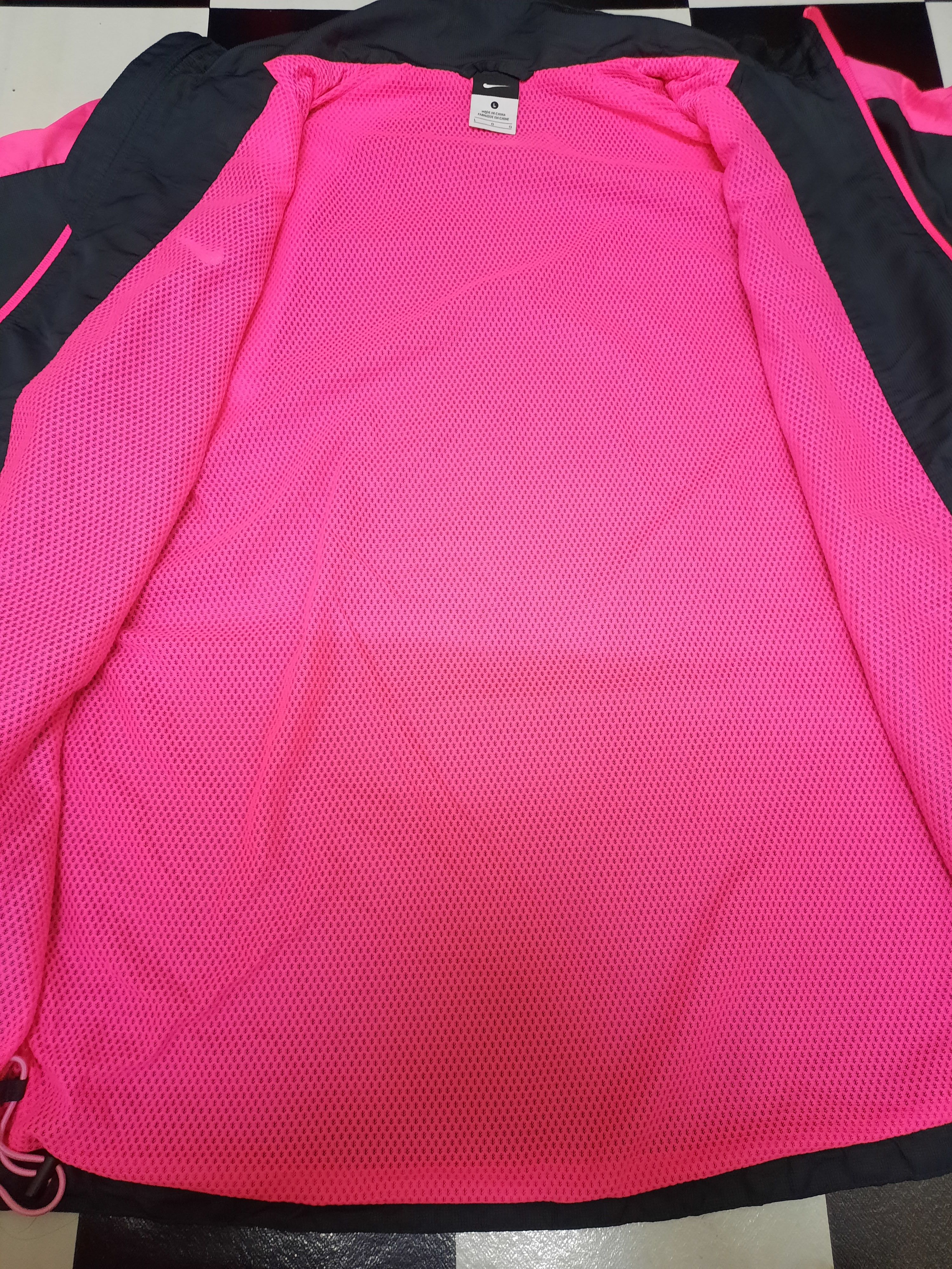 Nike VINTAGE NIKE WINDBREAKER JACKET Size US L / EU 52-54 / 3 - 7 Thumbnail