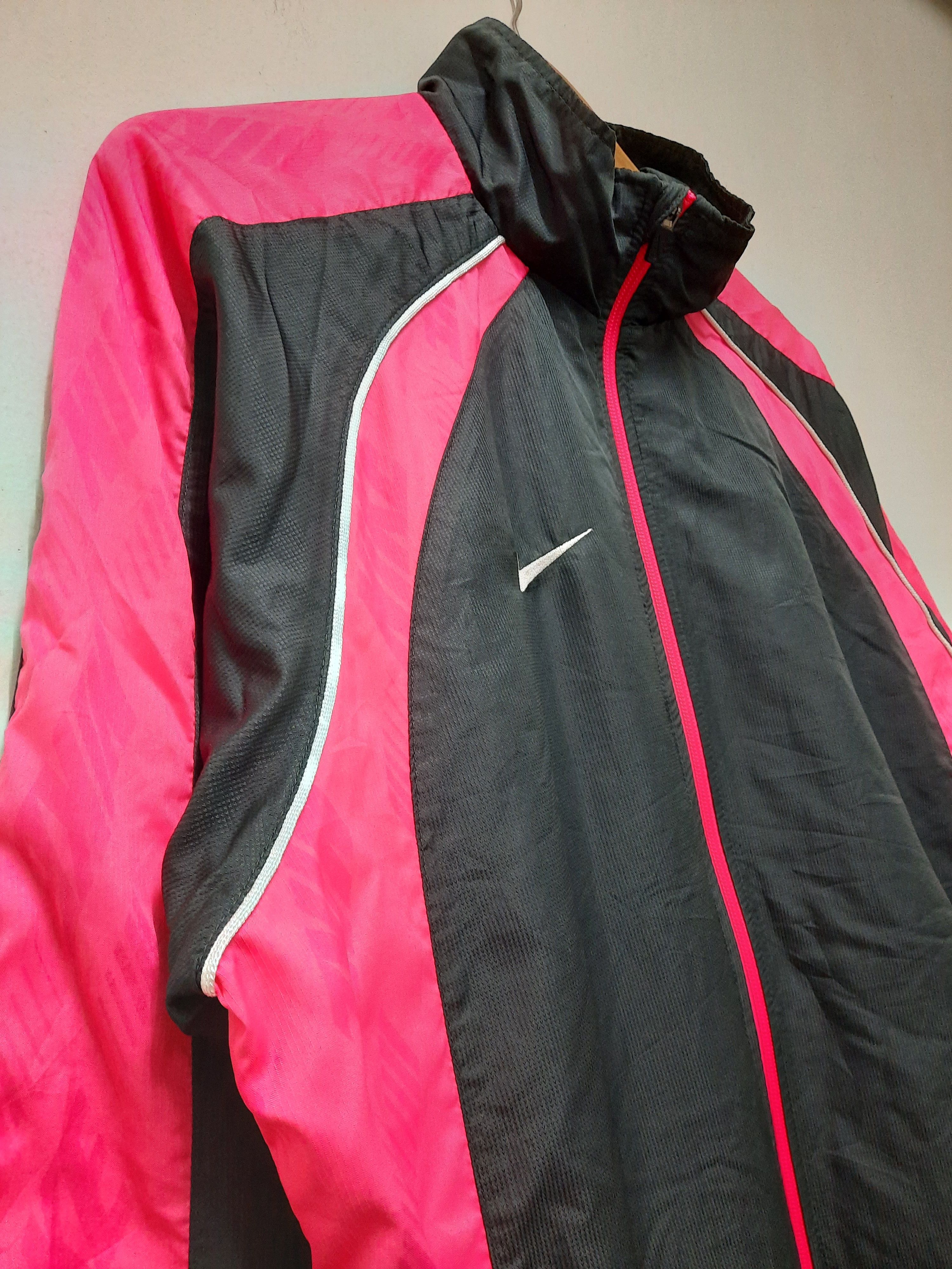 Nike VINTAGE NIKE WINDBREAKER JACKET Size US L / EU 52-54 / 3 - 2 Thumbnail