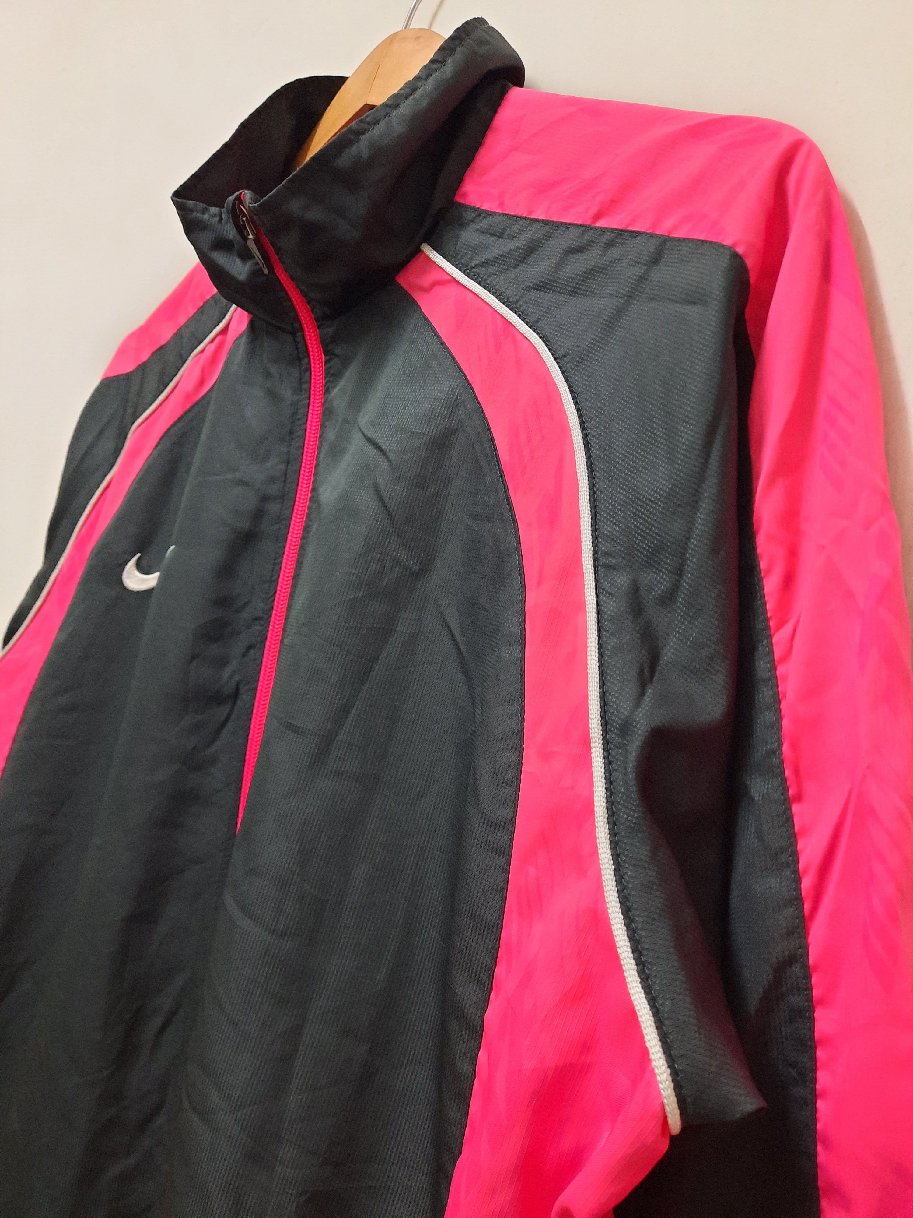 Nike VINTAGE NIKE WINDBREAKER JACKET Size US L / EU 52-54 / 3 - 1 Thumbnail
