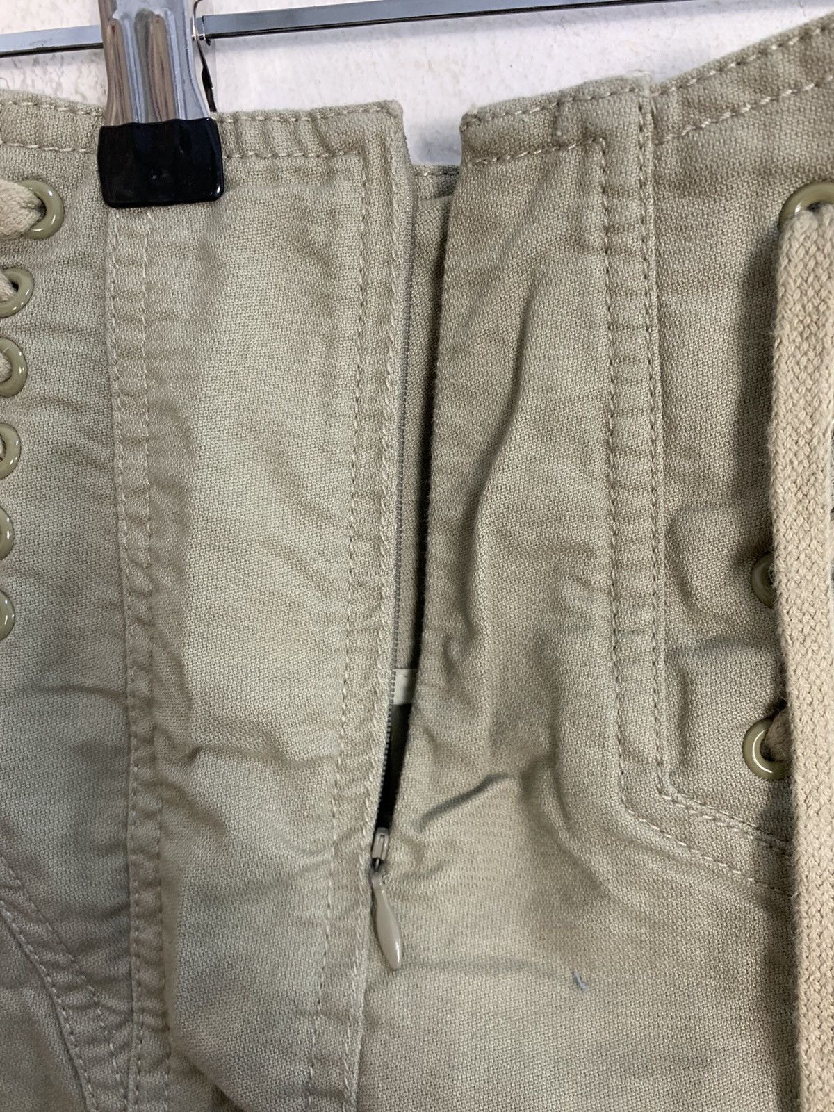 Japanese Brand 90s Japanese Brand Shoelace Crisscross Beige Skirt Size 28" / US 6 / IT 42 - 5 Thumbnail