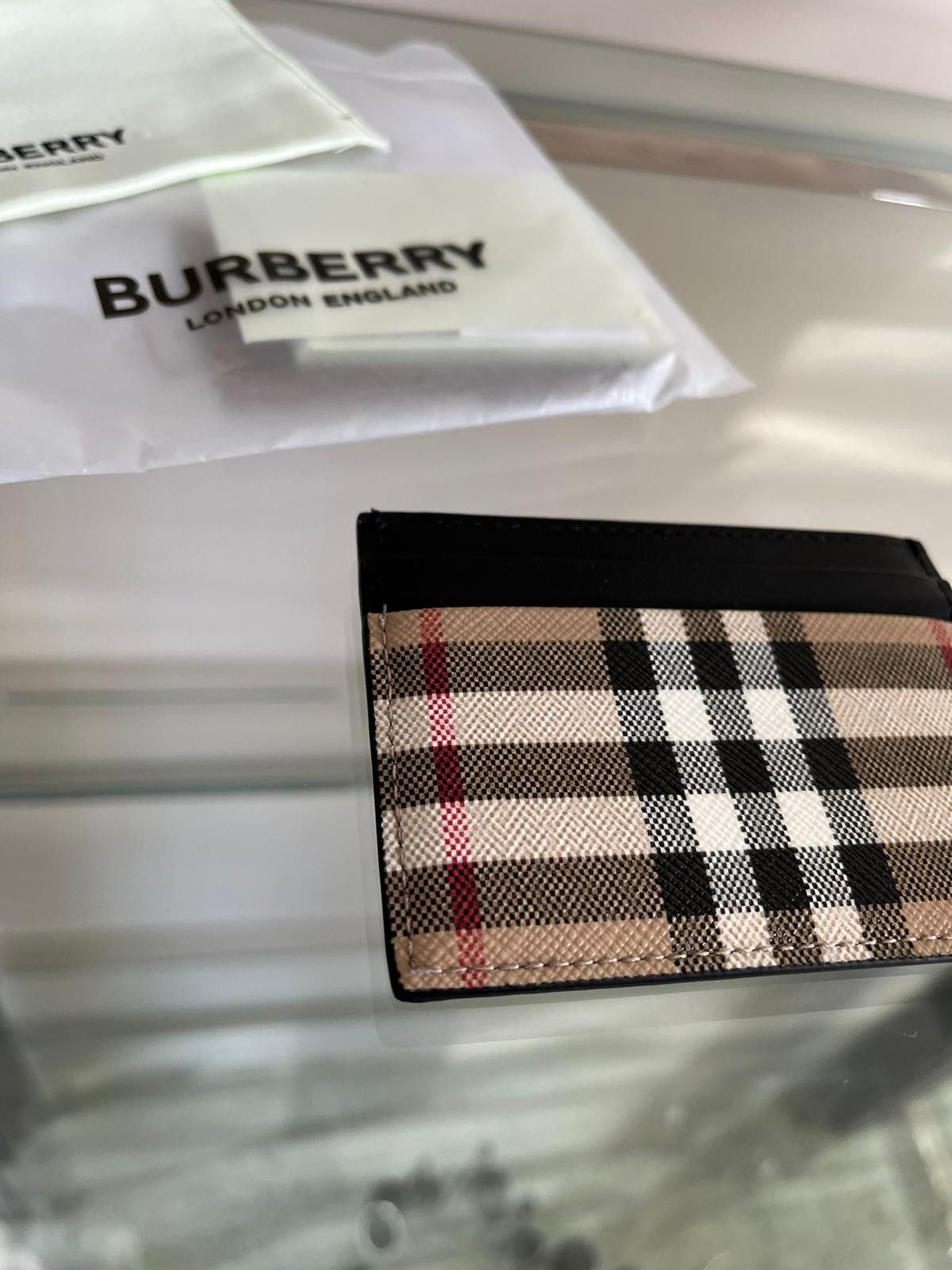 Burberry Sandon Logo Card Holder in Archival Beige Size ONE SIZE - 2 Thumbnail