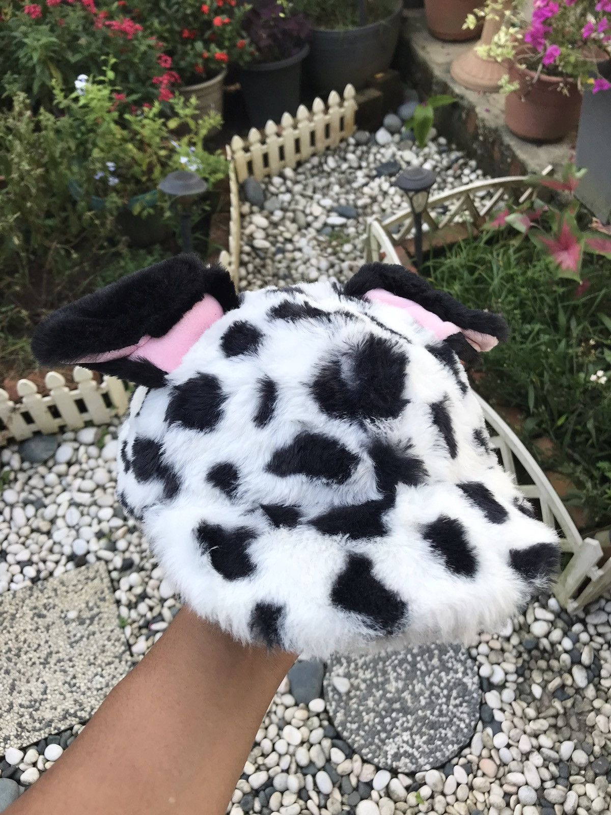 Disney × Japanese Brand AUTHENTIC 101 DALMATIAN FULL FAUX FUR CAP HAT Size ONE SIZE - 2 Thumbnail