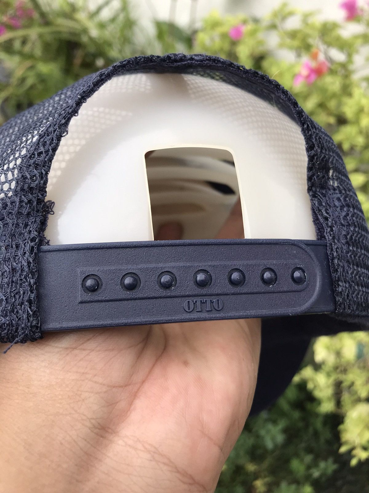 Japanese Brand FRIENDS TILL THE END BLUE GATE & SURREAL CAP BY OTTO Size ONE SIZE - 6 Thumbnail