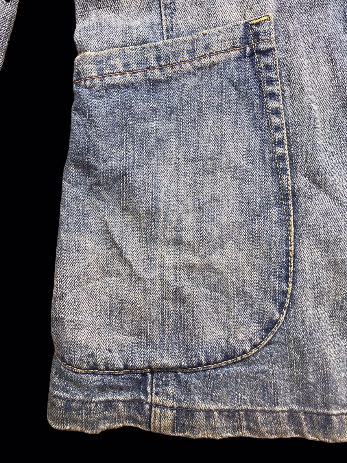 Levi's × Levi's Vintage Clothing × Vintage AUTHENTIC LEVI’S PREMIUM RED TAB 70802-03 1203 DENIM JACKET Size US M / EU 48-50 / 2 - 8 Thumbnail
