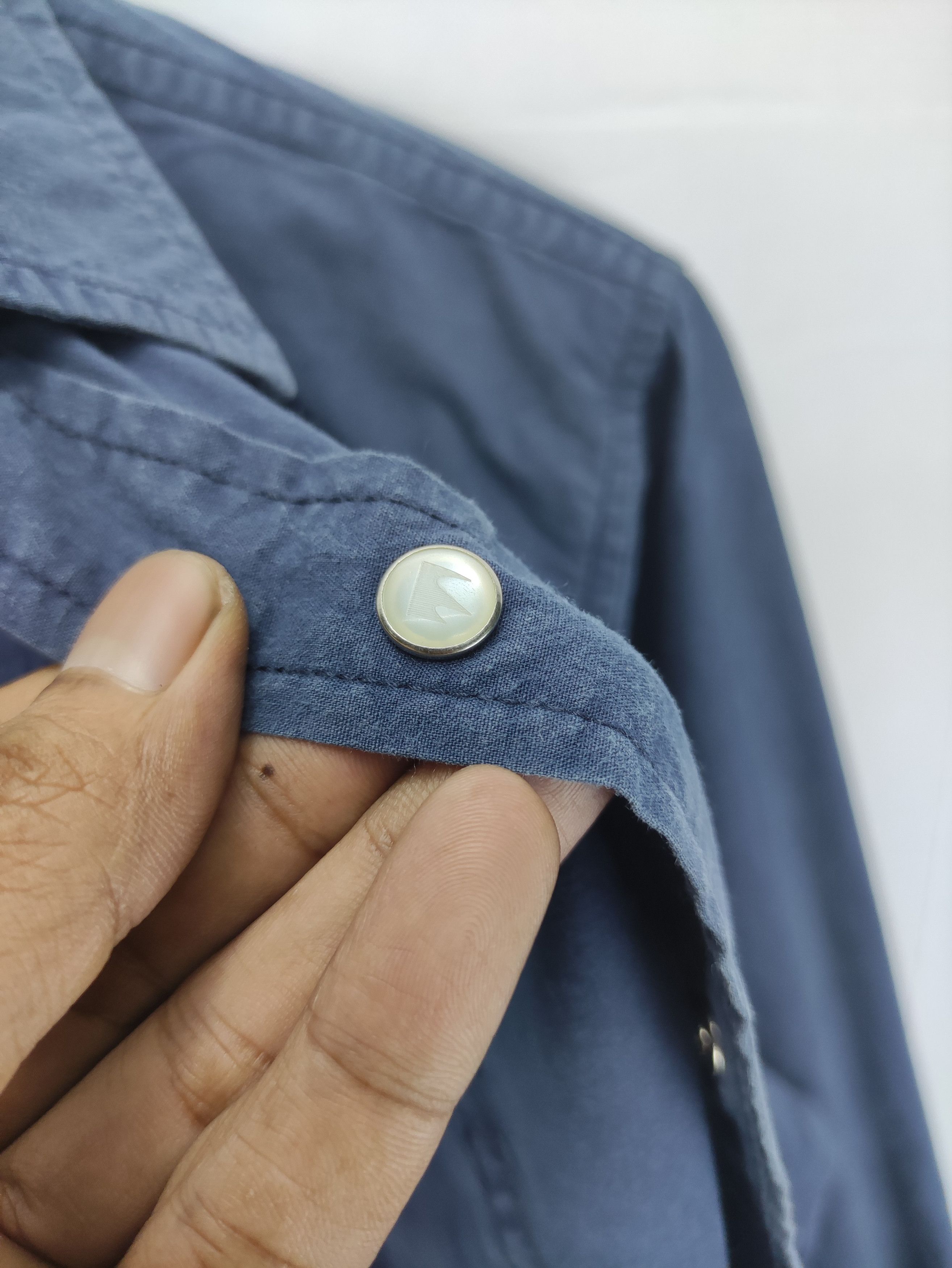 Levi's Vintage Levi's Shirt Button Up Long Sleeve Size US M / EU 48-50 / 2 - 3 Thumbnail