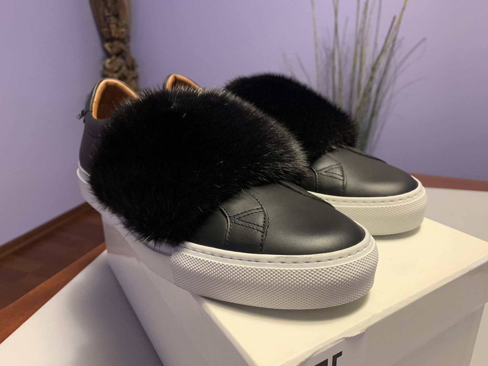 Givenchy SS'17 Sneaker Urban Real Mink Fur Size US 8 / EU 41 - 1 Thumbnail