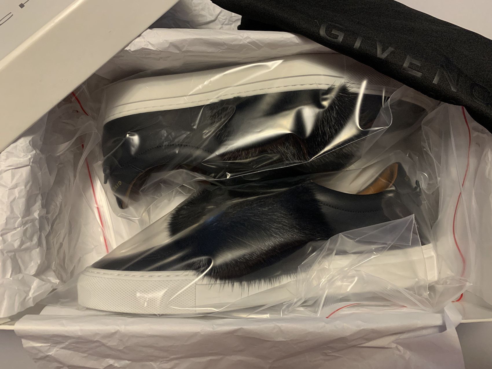 Givenchy SS'17 Sneaker Urban Real Mink Fur Size US 8 / EU 41 - 9 Thumbnail