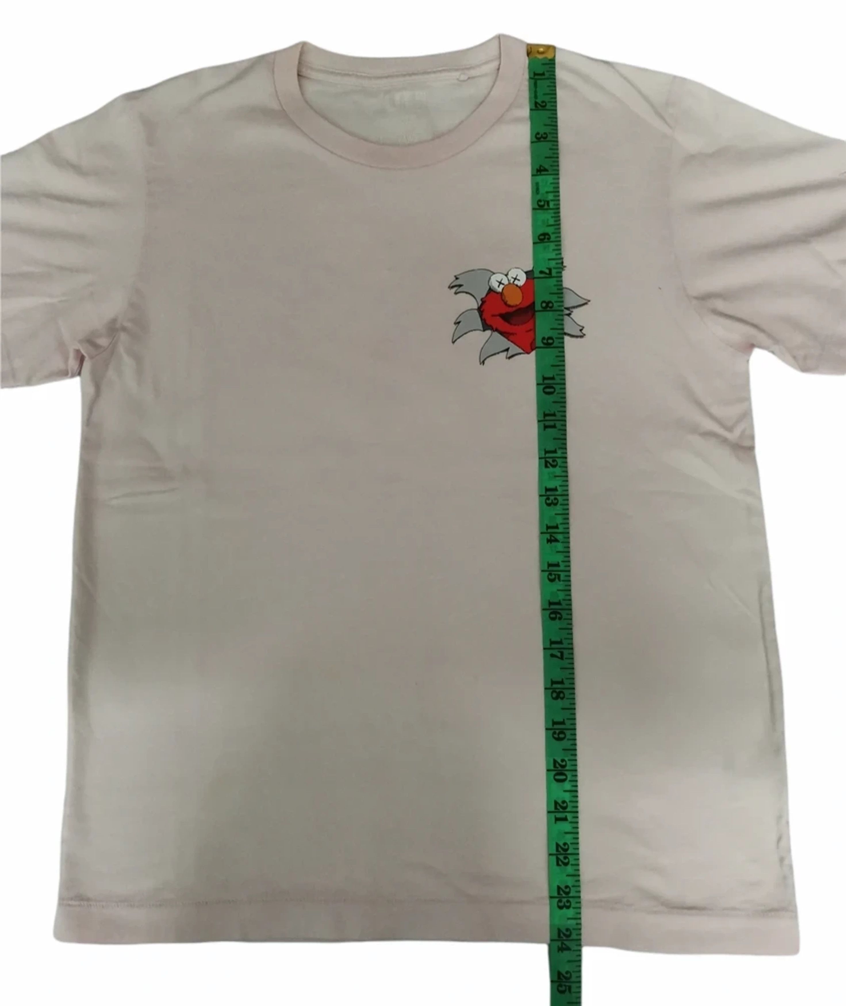 Kaws Kaws Sesame Street OriginalFake Japan Tee Designer Size US S / EU 44-46 / 1 - 6 Thumbnail