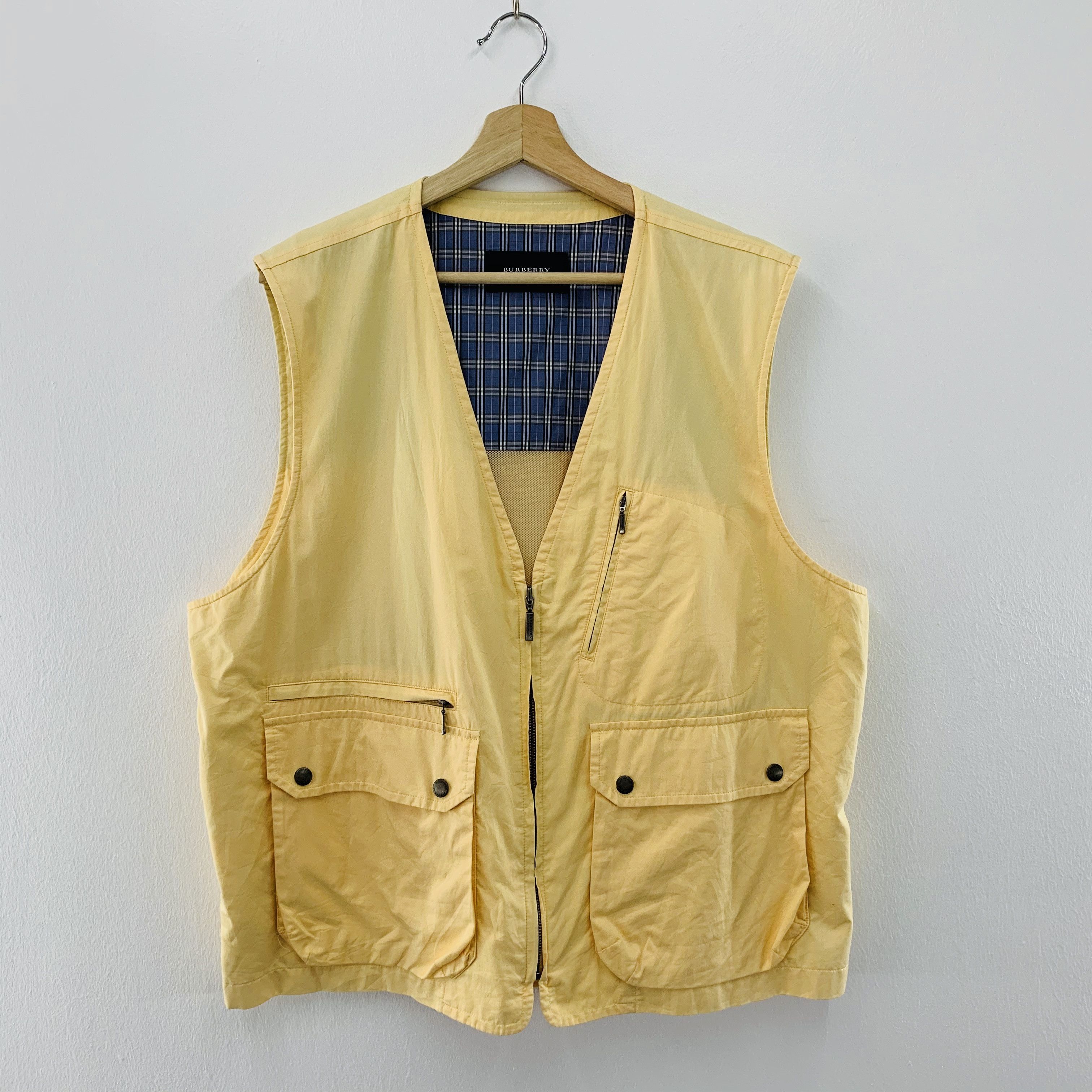 Burberry × Vintage Vintage Burberry Tactical Vest Fishing Vest Sportswear Size US L / EU 52-54 / 3 - 1 Thumbnail