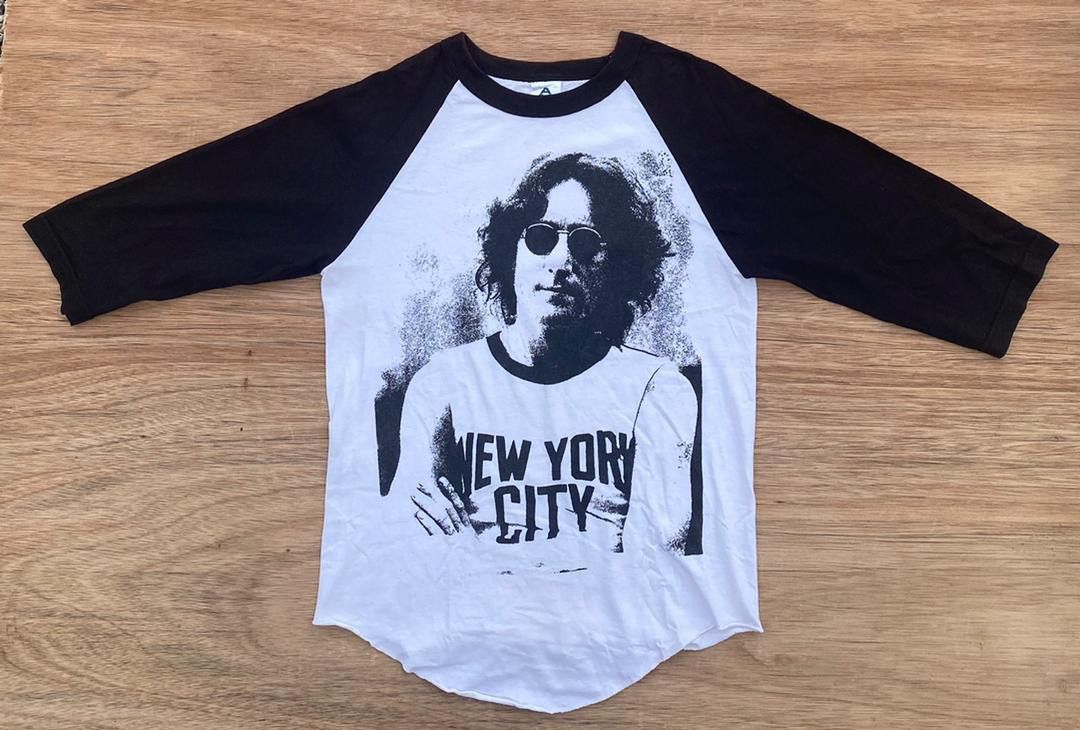 Vintage Vintage Tee D - 14 John Lennon The Beatles Size US M / EU 48-50 / 2 - 1 Thumbnail