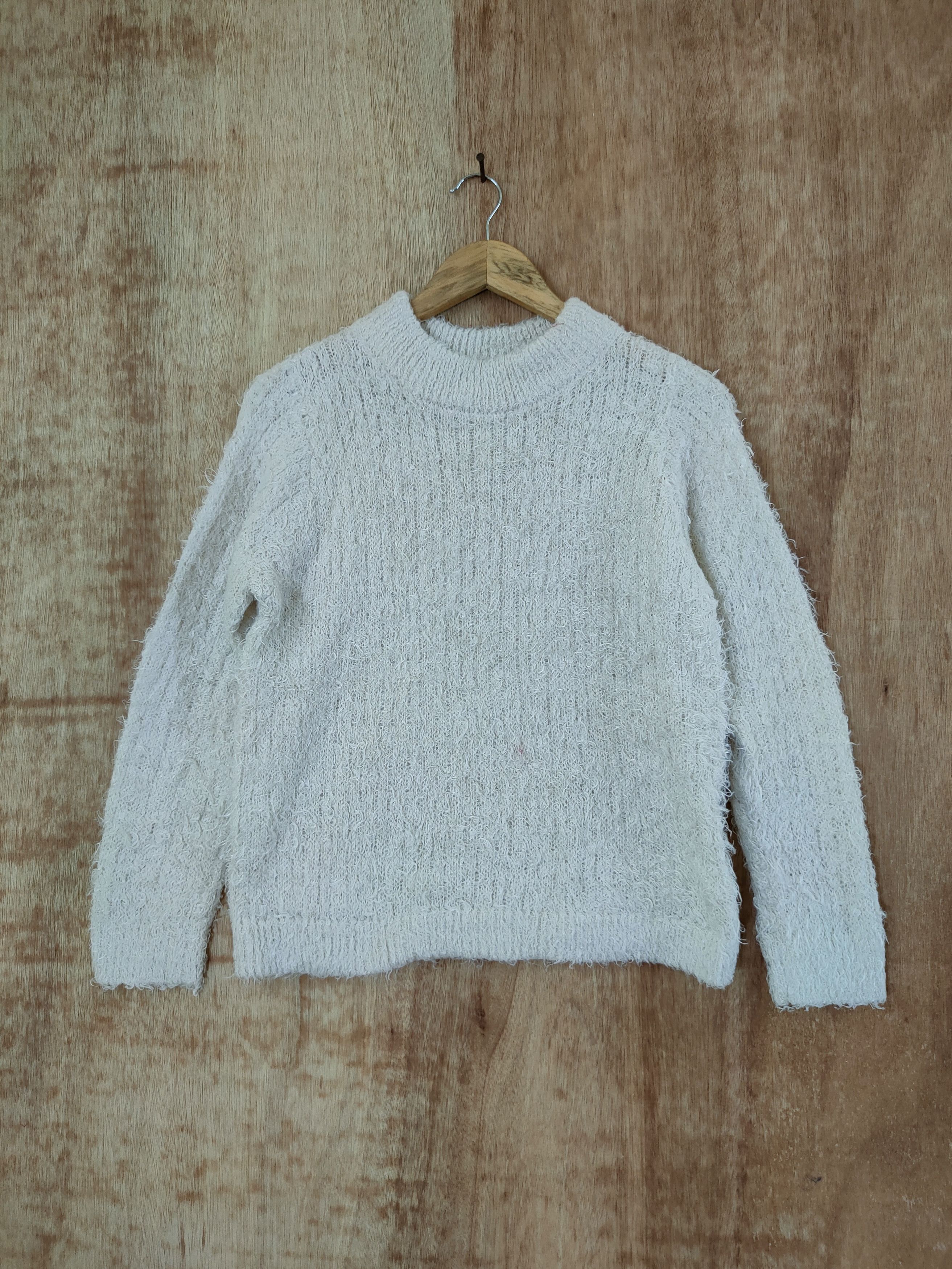 image of Aran Isles Knitwear Japan Mohair Fur Aran Streetwear Knitwear Winter 46-581 in White (Size Small)