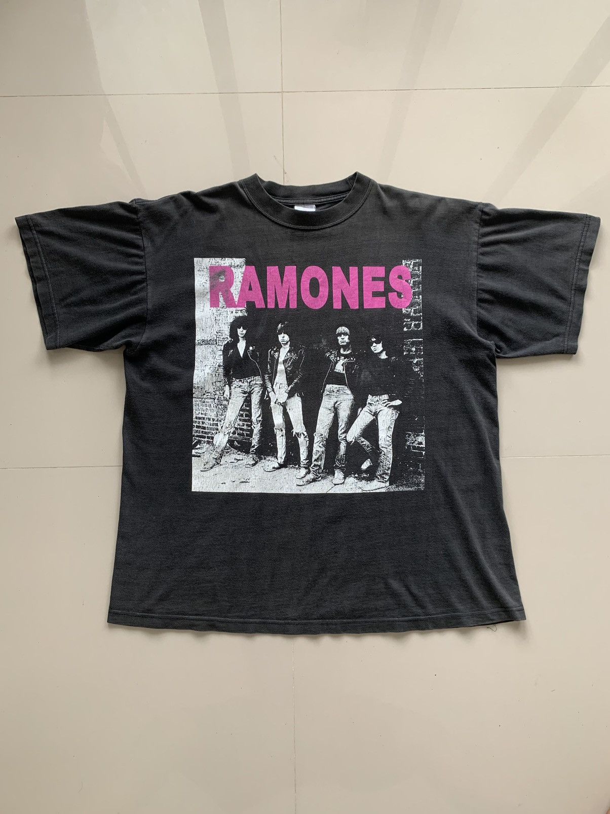 image of Band Tees x Rock Band Vintage Ramones T-Shirt in Black, Men's (Size Large)