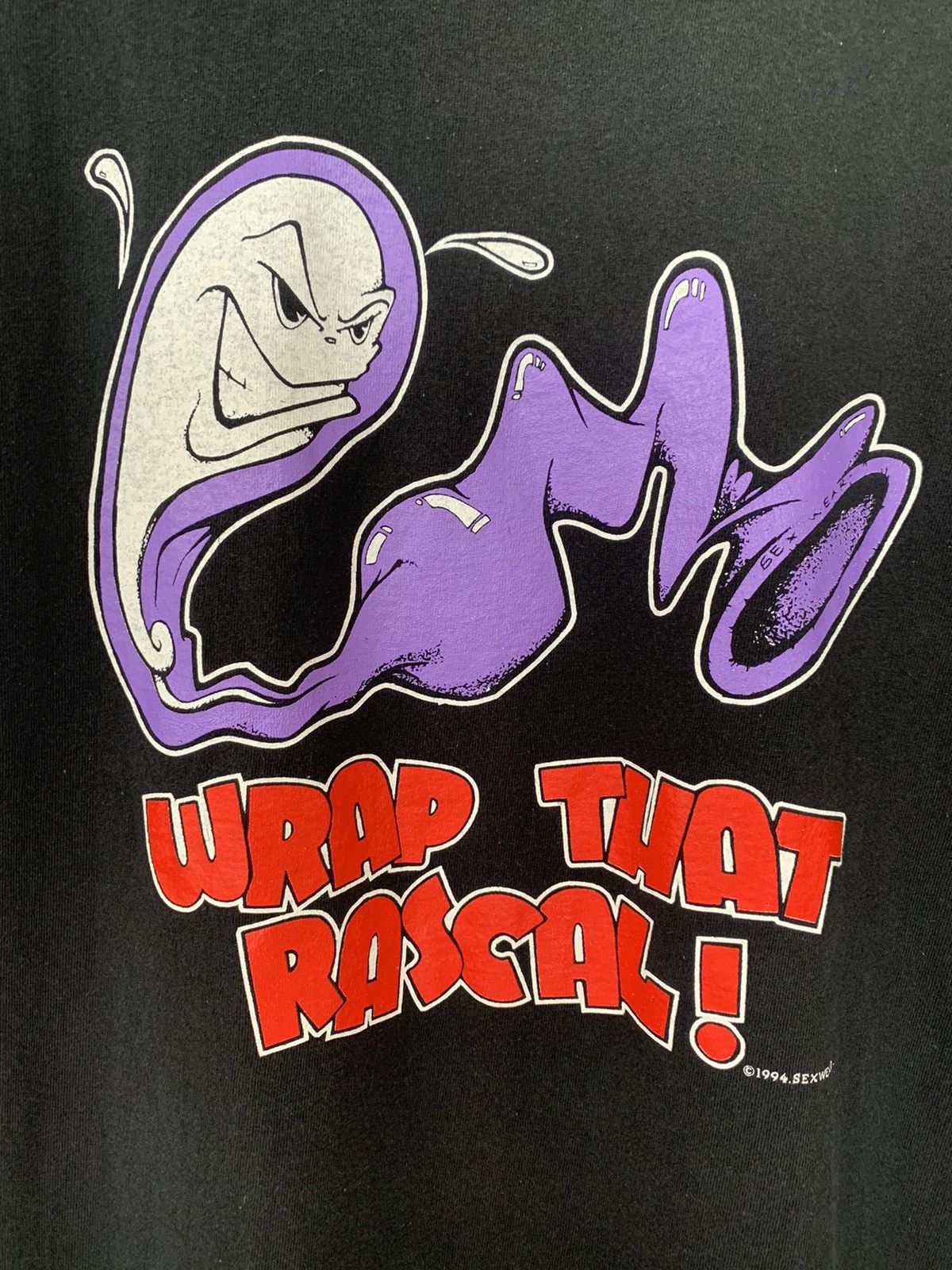 Vintage Vintage 90s Sexwear Wrap That Rascal Sperm Condom T-Shirt Size US L / EU 52-54 / 3 - 2 Thumbnail
