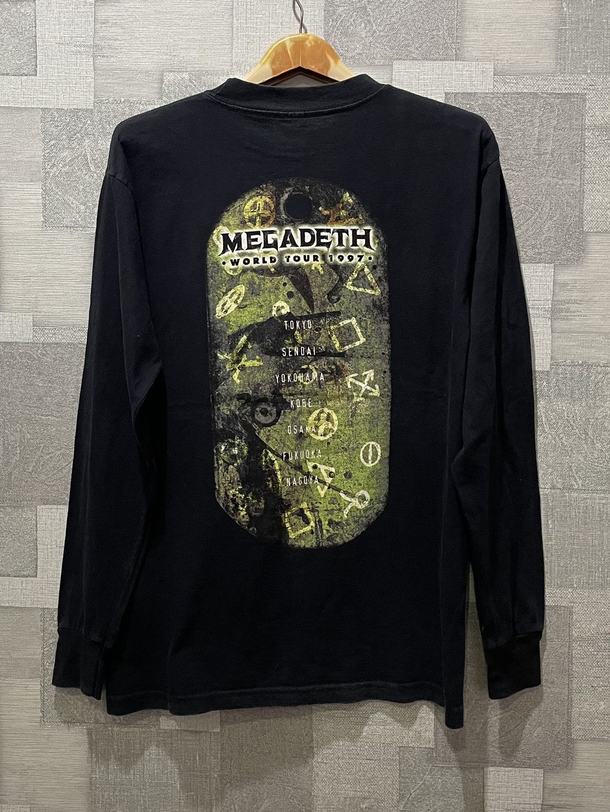 Band Tees × Megadeth × Vintage Vintage MegaDeth Tour 1997 Z4 Size US M / EU 48-50 / 2 - 3 Thumbnail