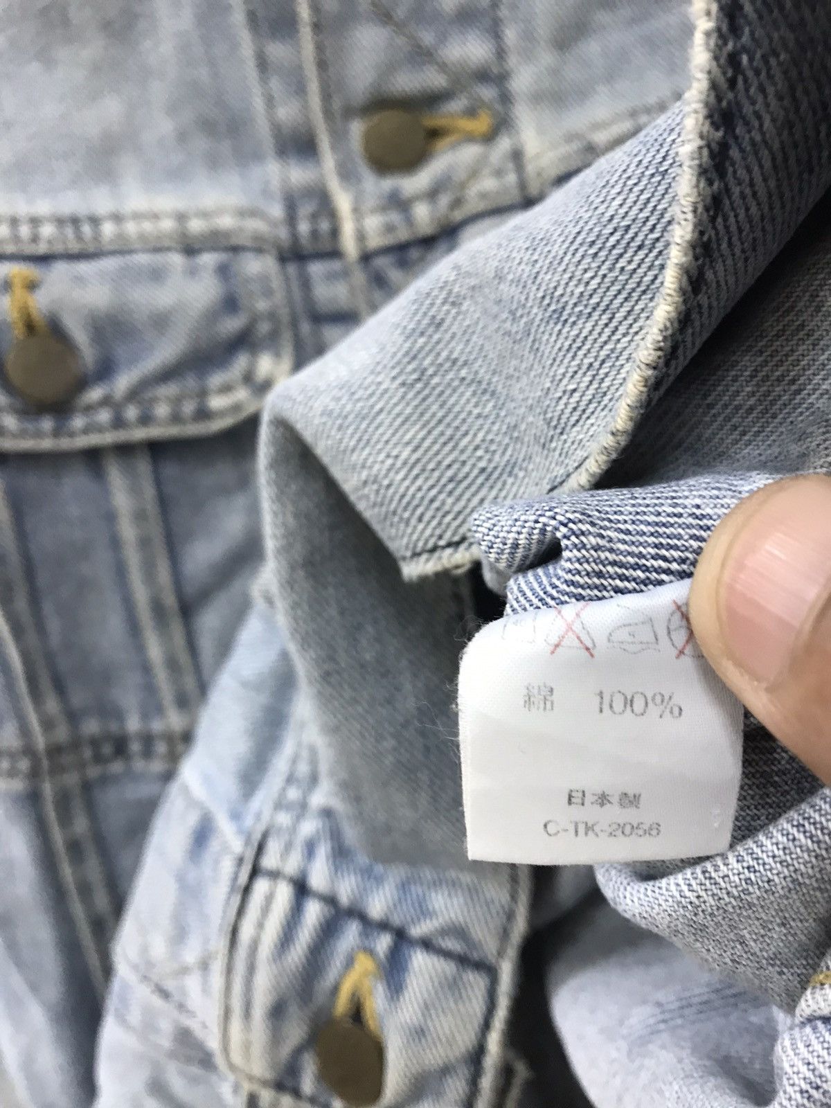 Lee Vintage 90’s 🔥 Lee Distressed Denim Jacket Size M / US 6-8 / IT 42-44 - 16 Thumbnail