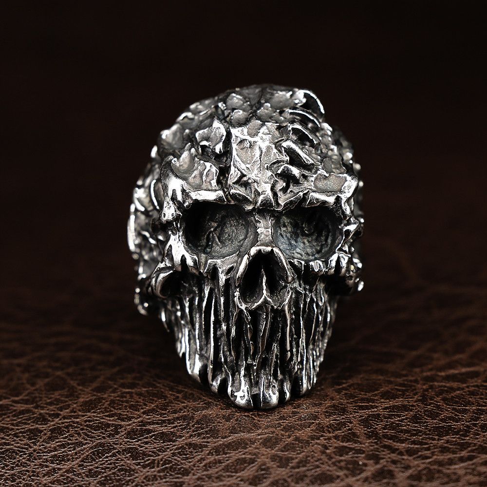 Jewelry Heavy Gothic Skull Ring Size ONE SIZE - 2 Thumbnail