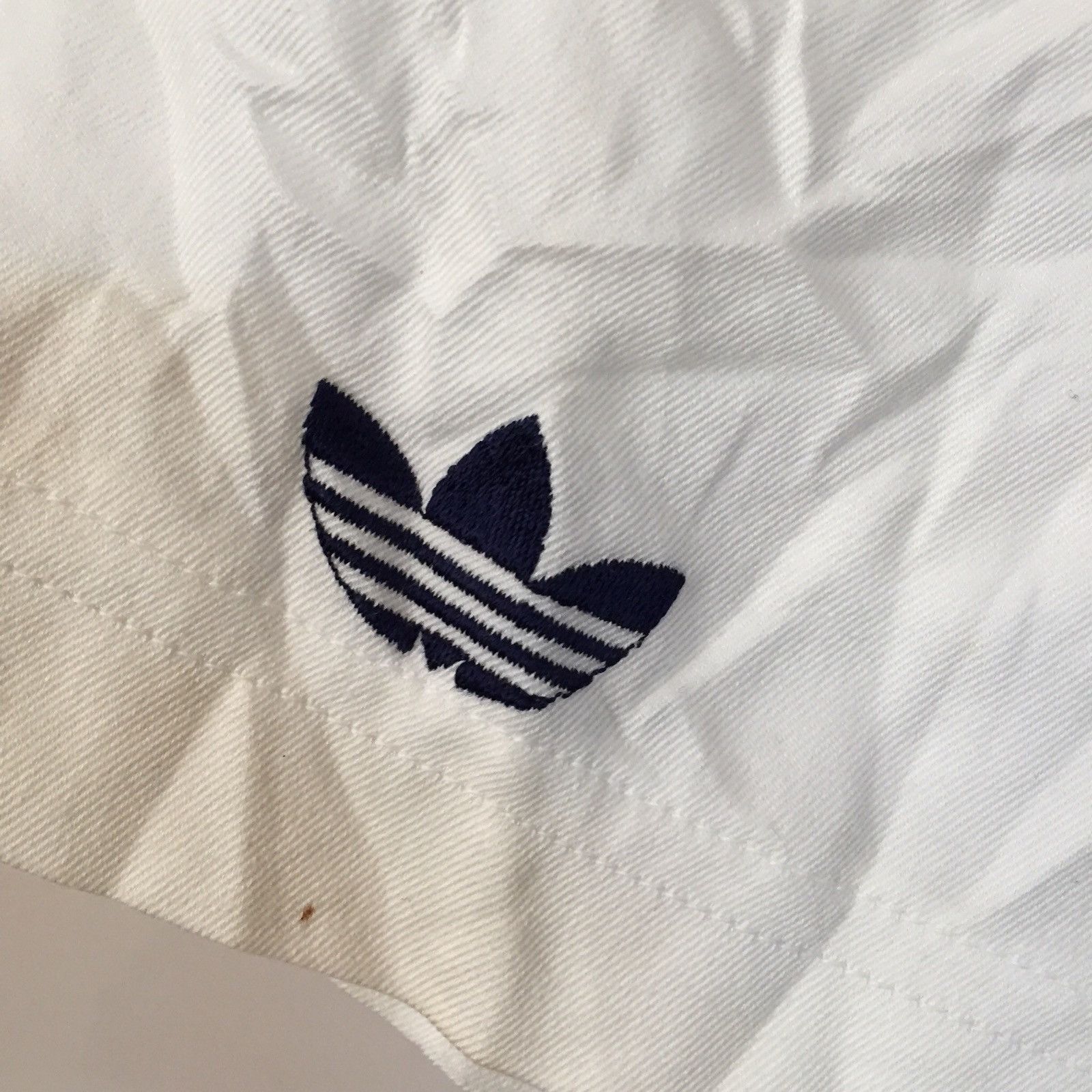 Adidas × Vintage Adidas Three Stripes Short Pant Size US 28 / EU 44 - 2 Thumbnail