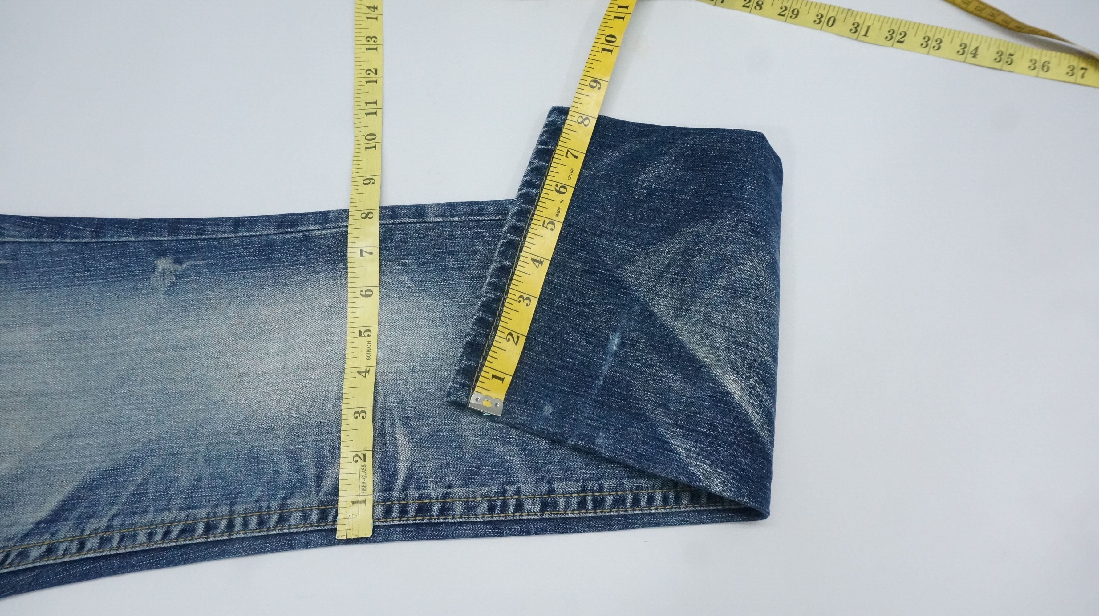 Japanese Brand RARE 🔥 YOSHITOMO NARA LOLITA Vintage Blue Jeans Size US 29 - 16 Thumbnail
