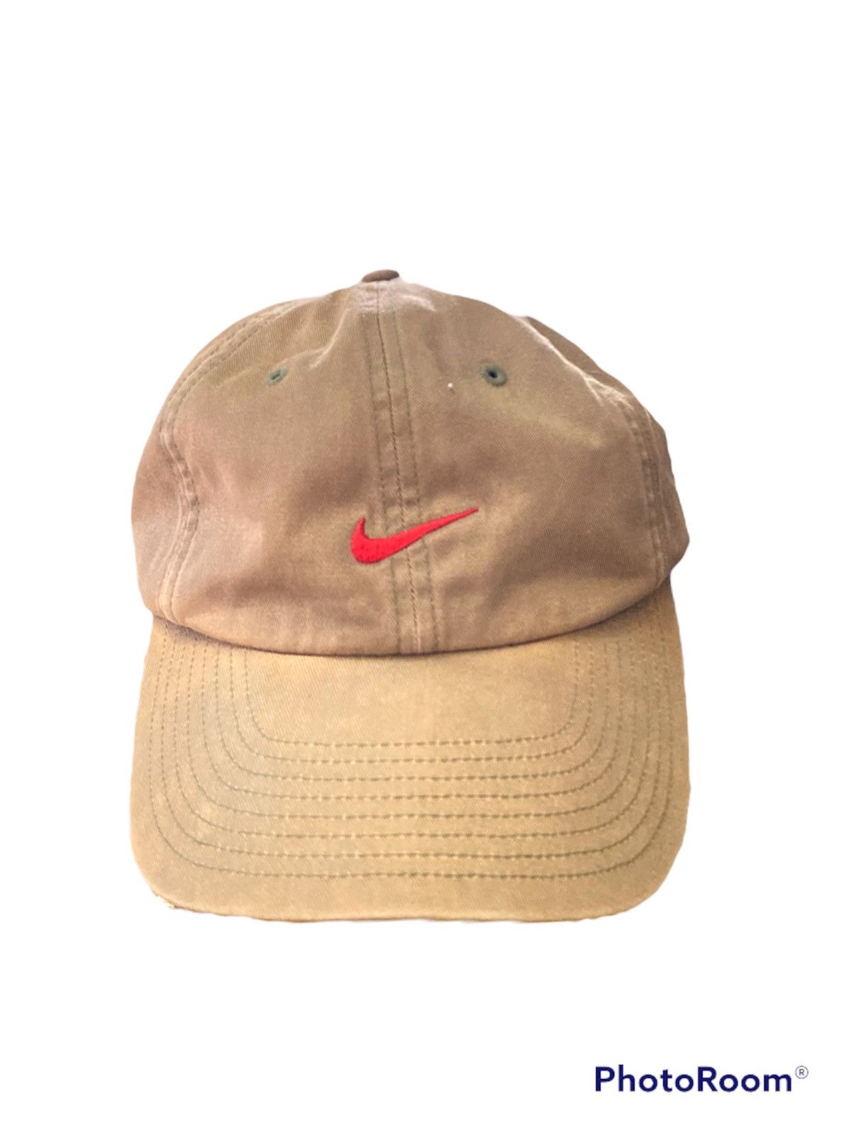 image of Nike Swoosh Brown Hat, Men's
