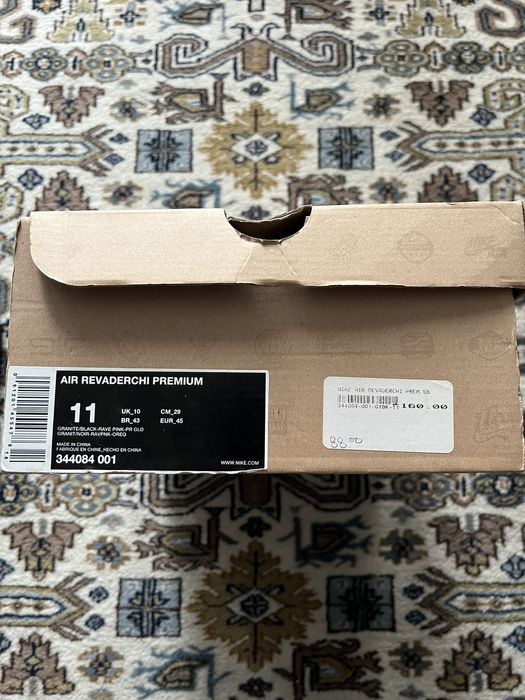 acg air revaderchi sneakers