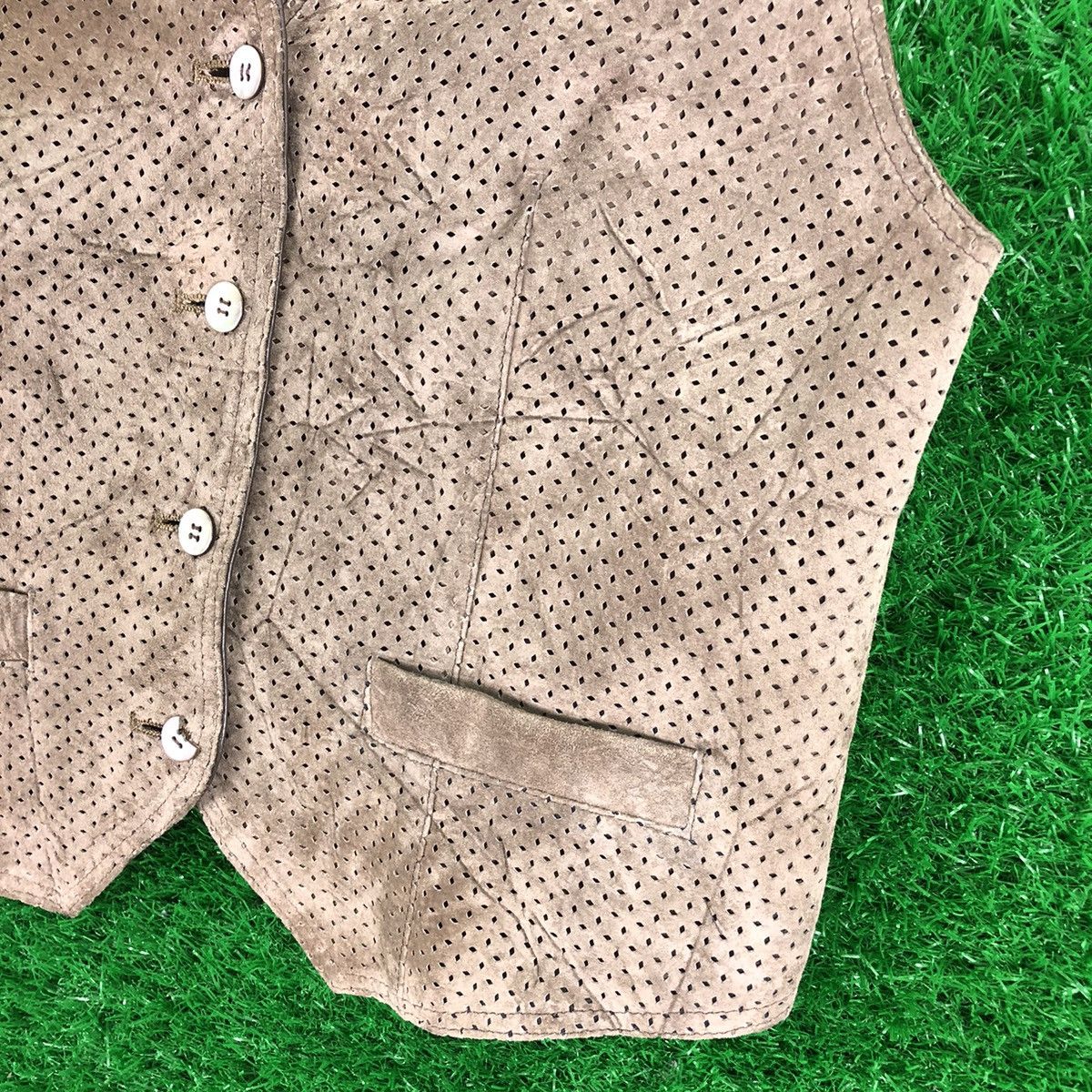 Japanese Brand × Vintage Vintage 80's Suede Leather Vest Buckle Back by Jaleco Size US XS / EU 42 / 0 - 3 Thumbnail