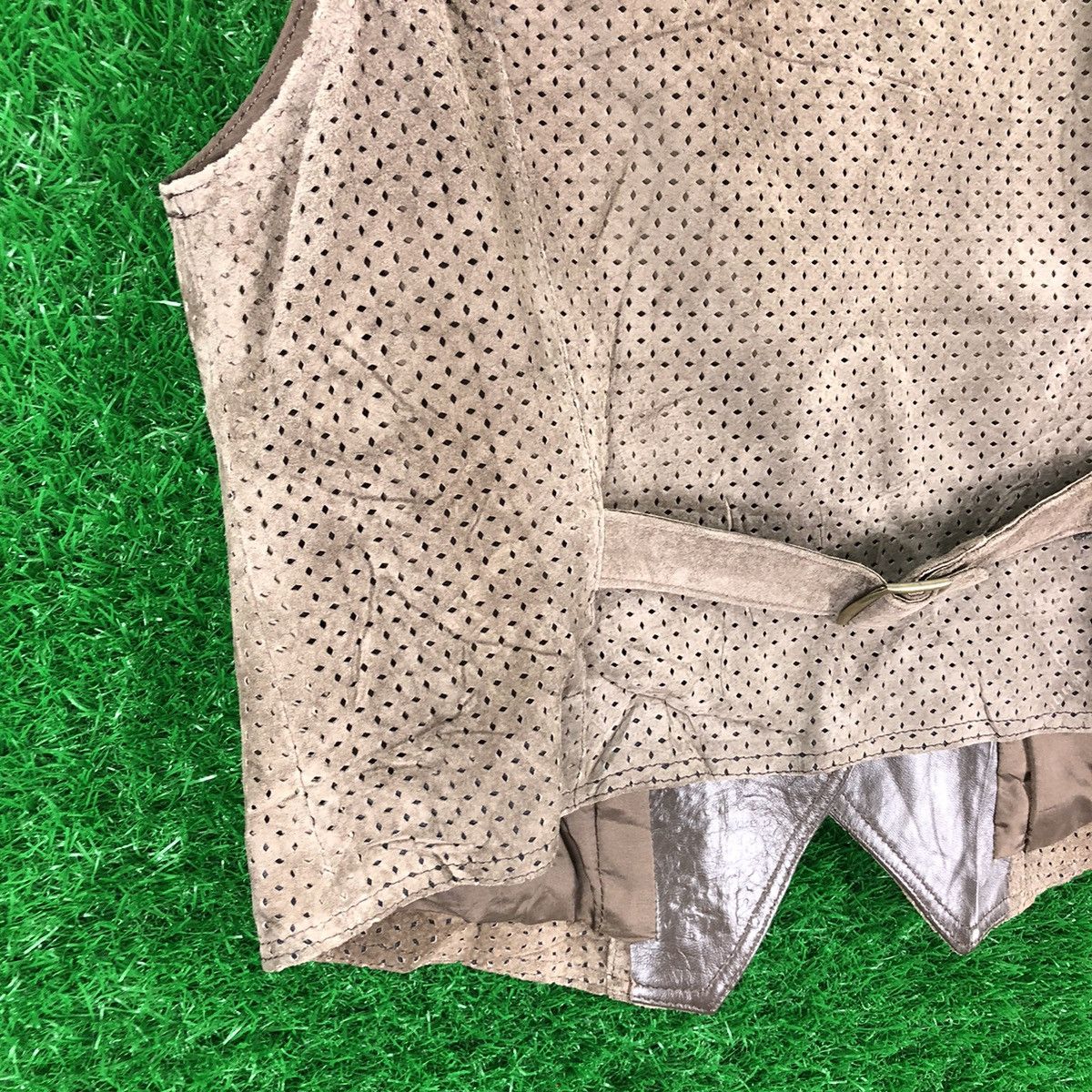 Japanese Brand × Vintage Vintage 80's Suede Leather Vest Buckle Back by Jaleco Size US XS / EU 42 / 0 - 6 Thumbnail