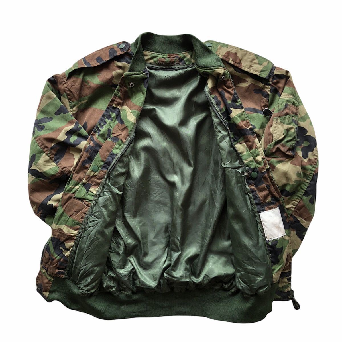 If Six Was Nine Vintage 90's Bomber Jacket Camouflage Woodland Size US XL / EU 56 / 4 - 8 Thumbnail