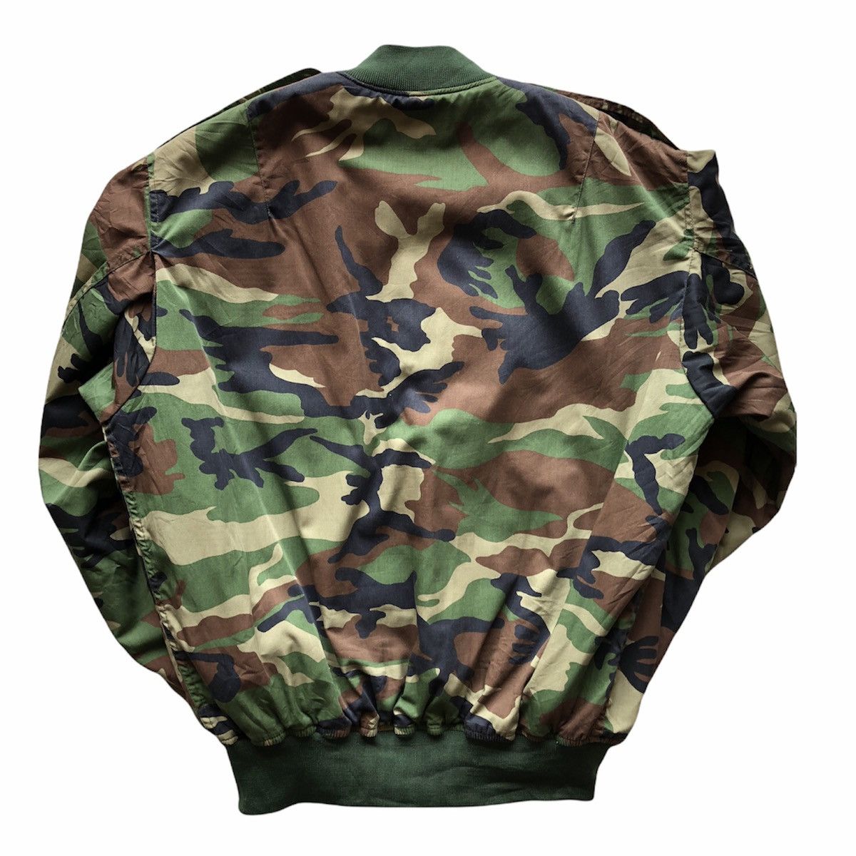 If Six Was Nine Vintage 90's Bomber Jacket Camouflage Woodland Size US XL / EU 56 / 4 - 9 Thumbnail
