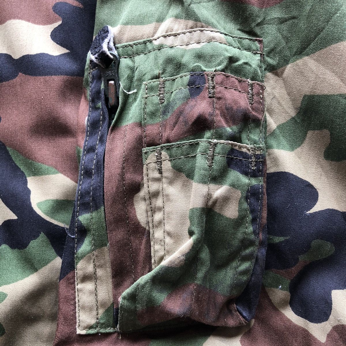 If Six Was Nine Vintage 90's Bomber Jacket Camouflage Woodland Size US XL / EU 56 / 4 - 12 Thumbnail
