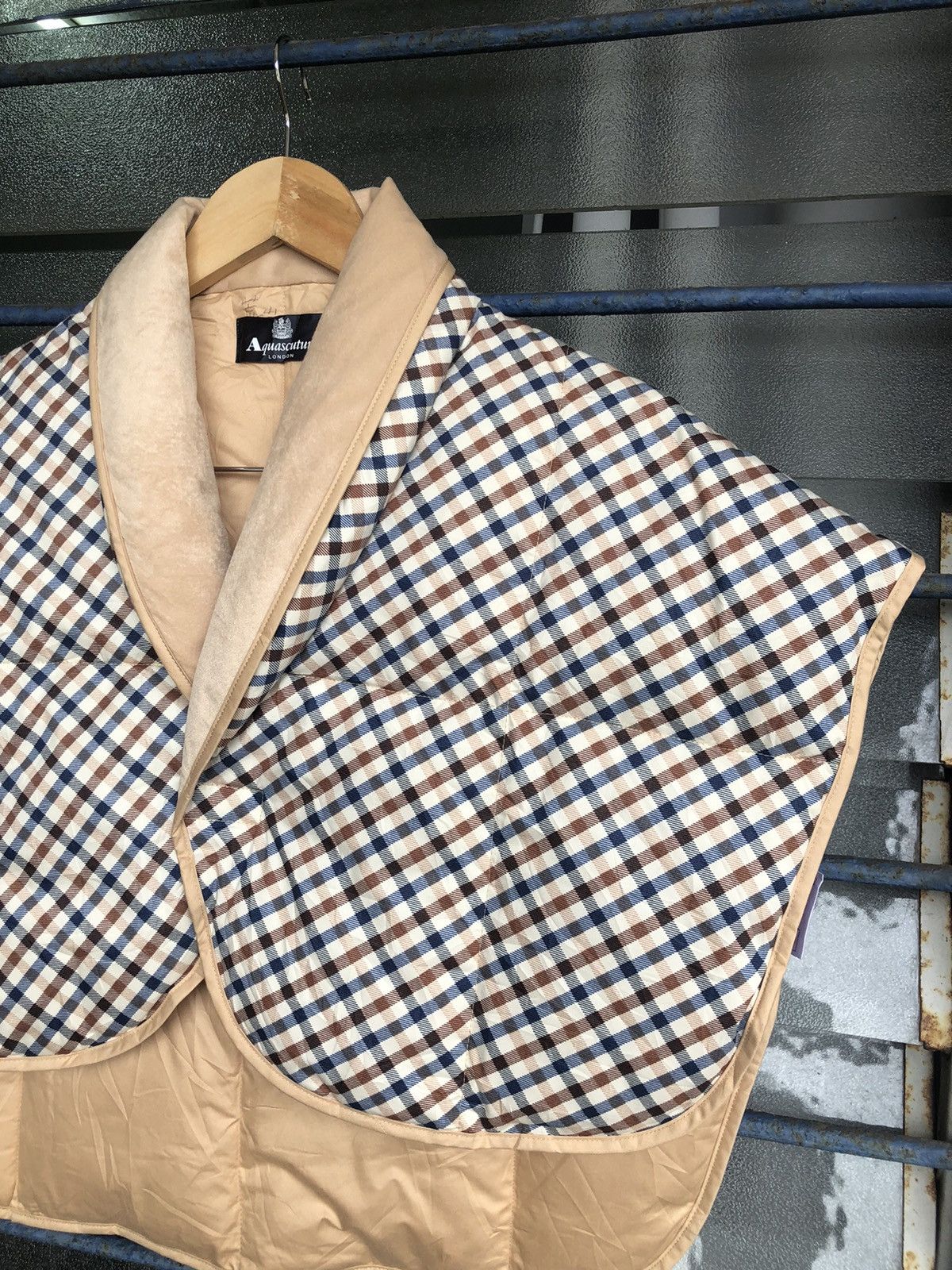 Aquascutum Vintage Aquascutum London Nova Check Ponco/Vest Size ONE SIZE - 5 Thumbnail